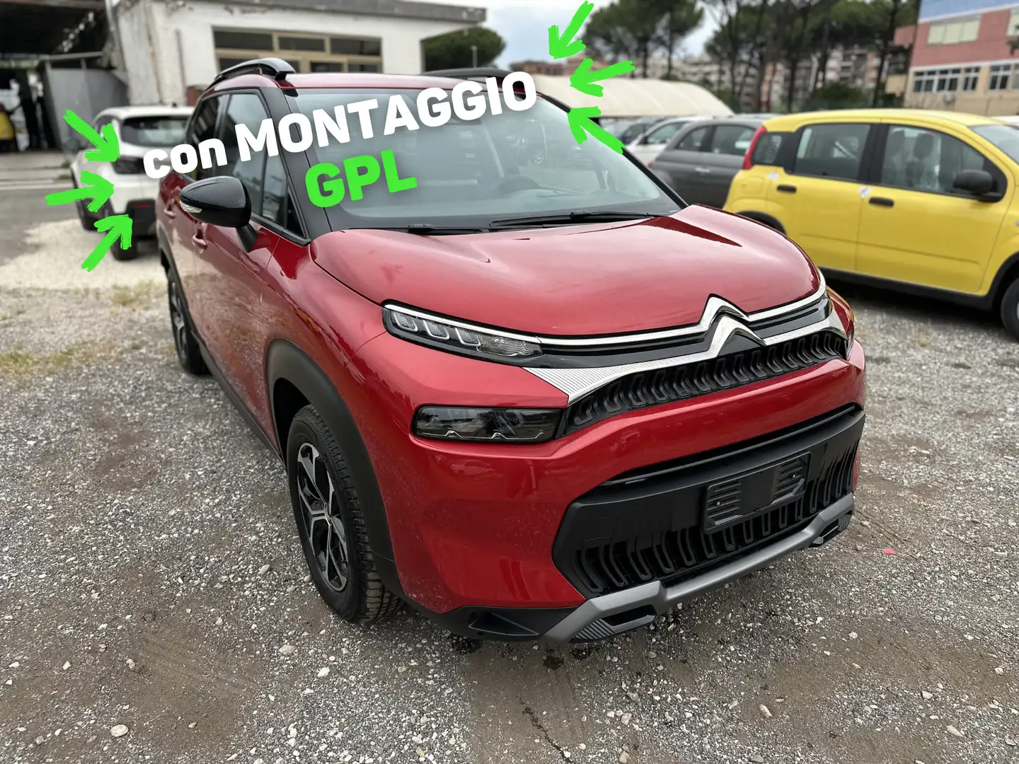 Citroen C3 Aircross PureTech 110 S&S Plus Rosso - 2