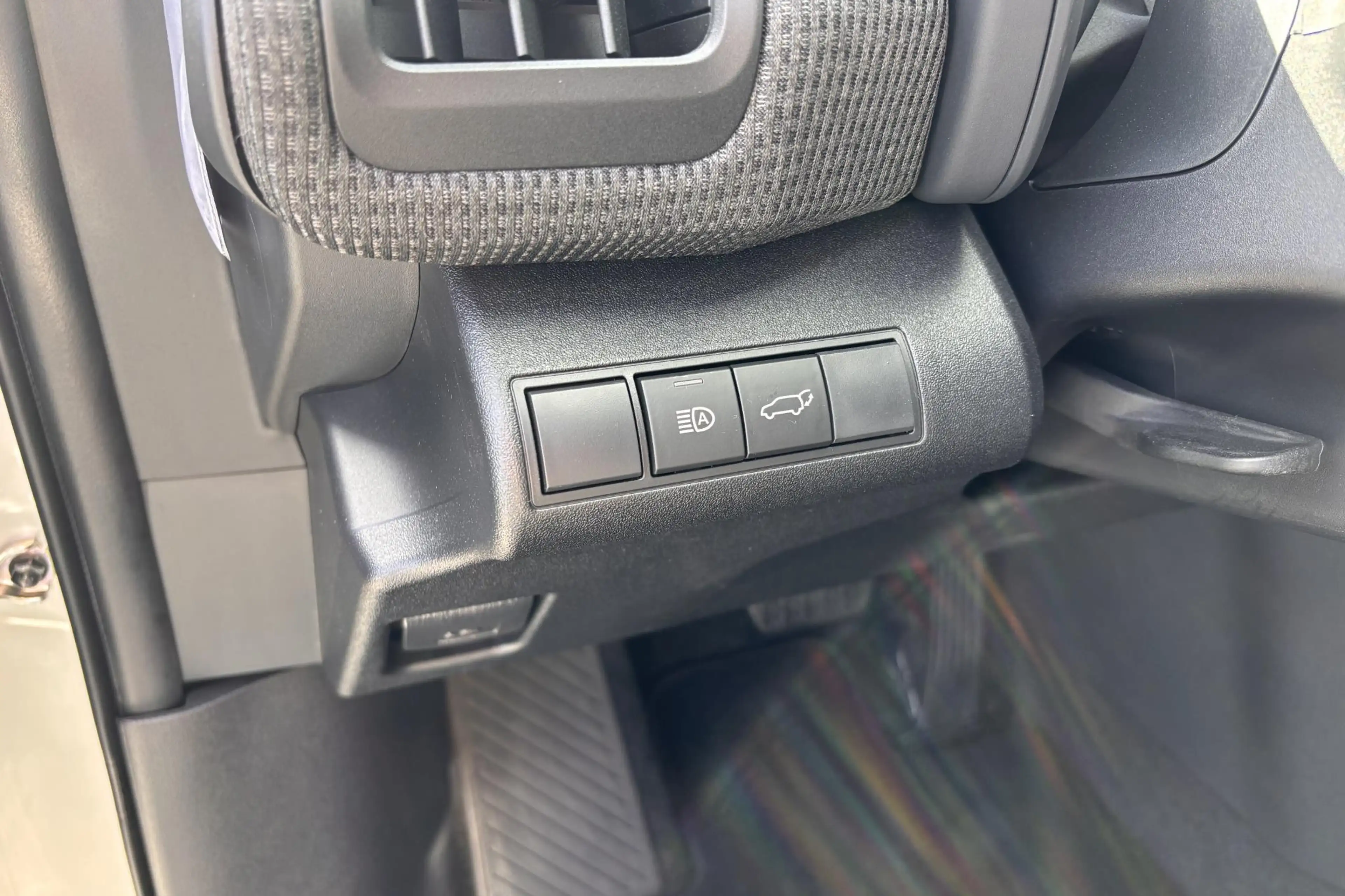 Toyota bZ4X Premium 4WD 71 kWh Trekhaak — photo 15