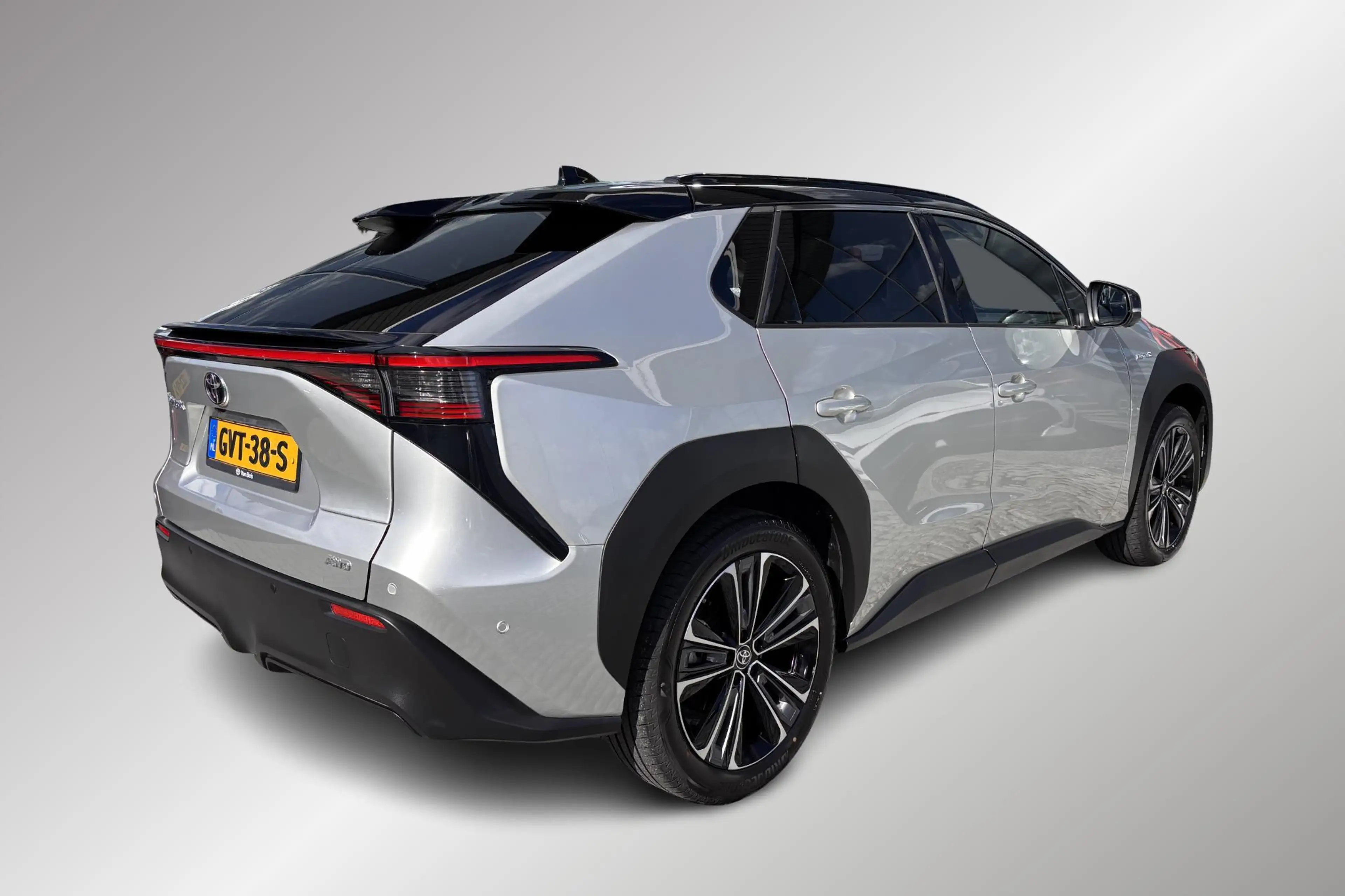 Toyota bZ4X Premium 4WD 71 kWh Trekhaak — photo 2