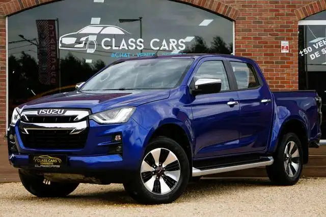 Isuzu D-Max 1.9 Turbo D 4WD LSX / AUTOMATIQUE / CARPLAY / DISTRONIC / ANGLES MORTS / FRONT ASSIST / CAMERA
