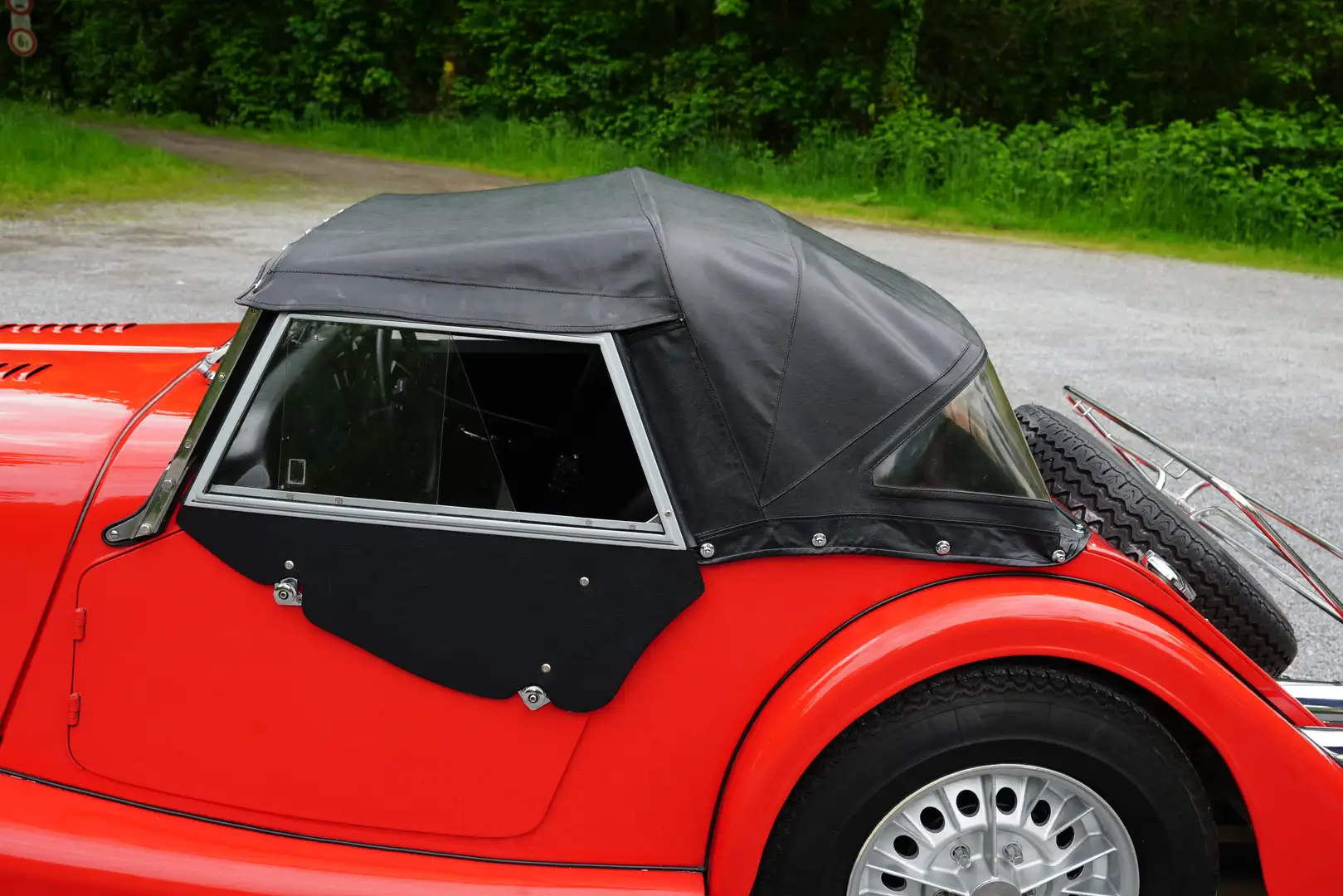 Morgan Plus 8 Serie 1 Rot - 2