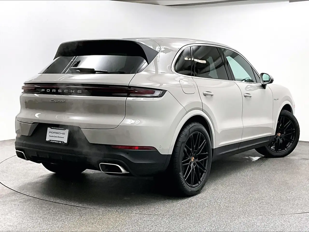 Porsche Cayenne снимка Porsche Cayenne