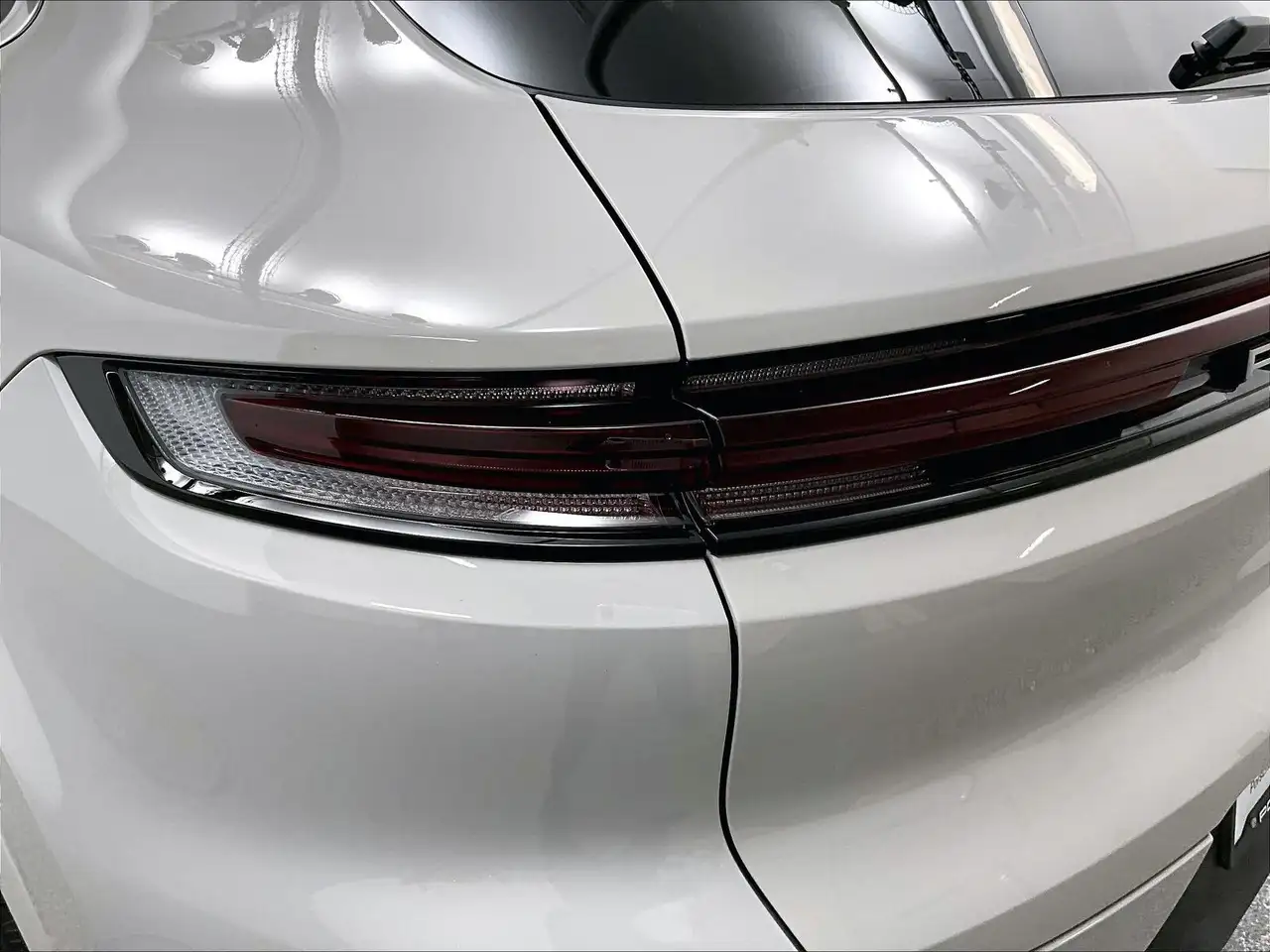 Porsche Cayenne снимка Porsche Cayenne