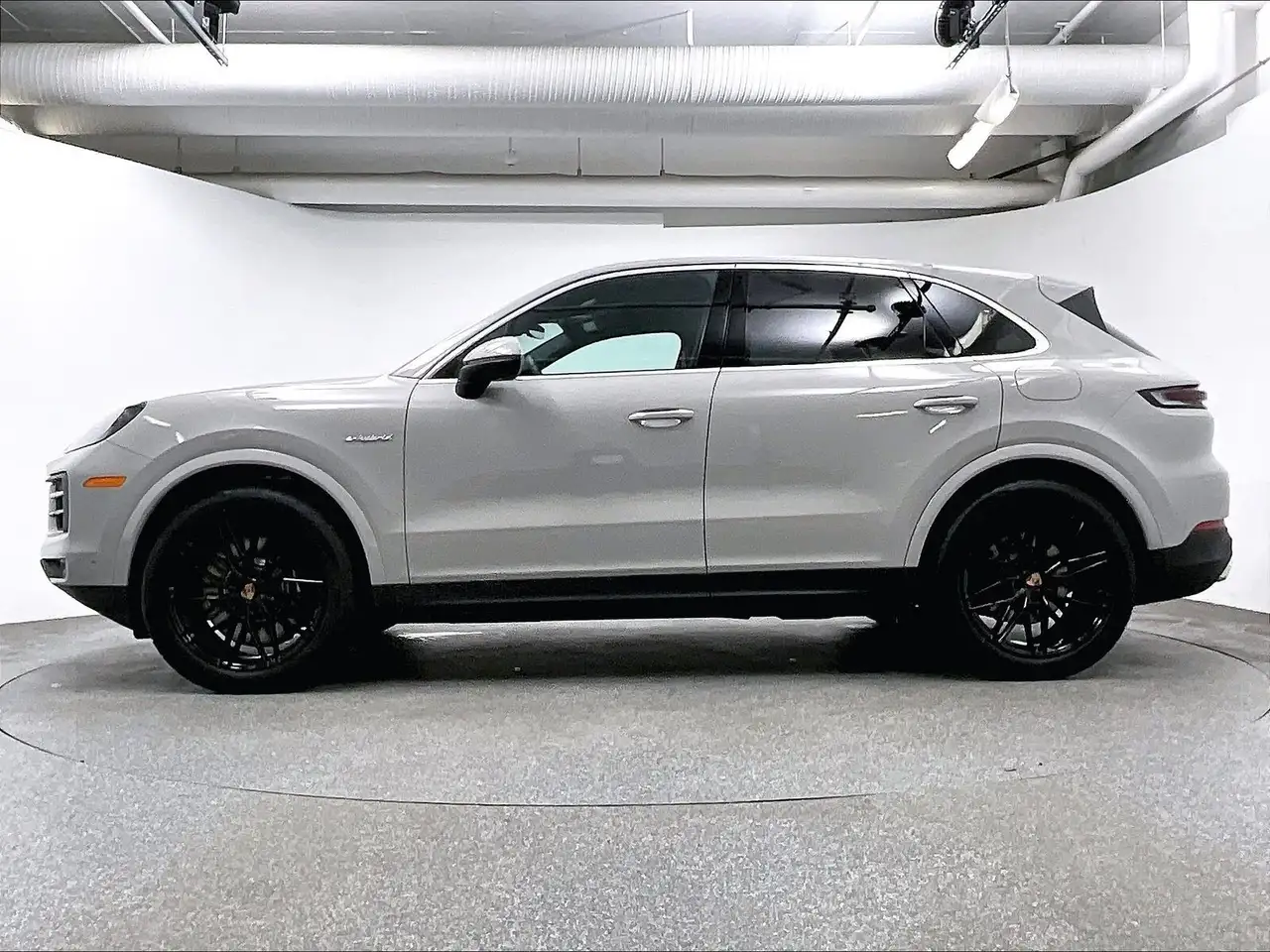 Porsche Cayenne снимка Porsche Cayenne