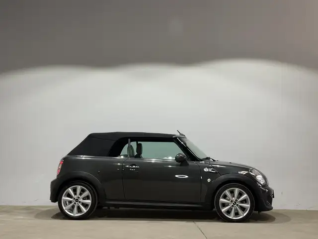 Mini Cooper view 15
