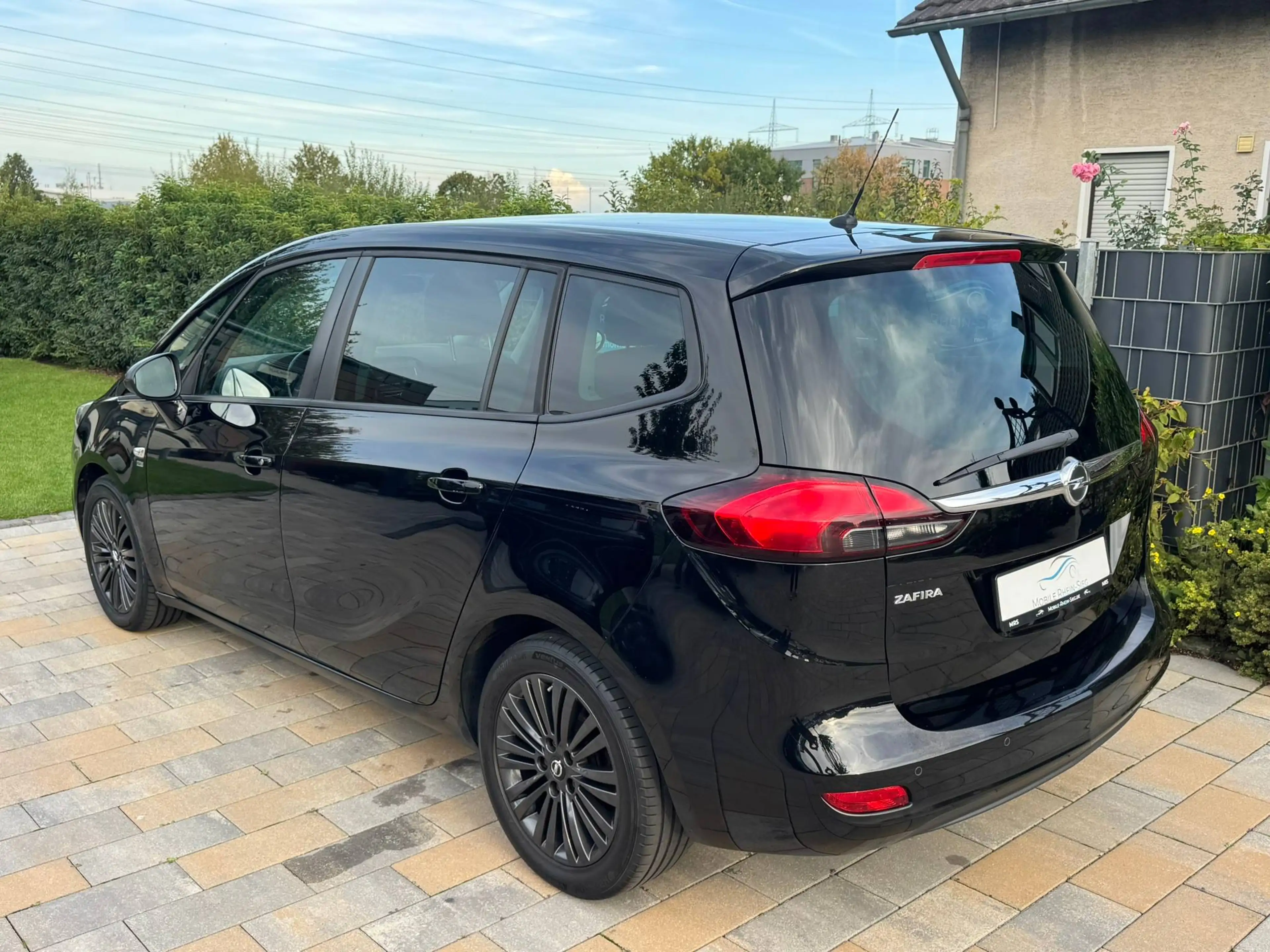 Opel Zafira Zafira C 120 Jahre *Automatik*AHK*PDC*2Hand* — photo 8