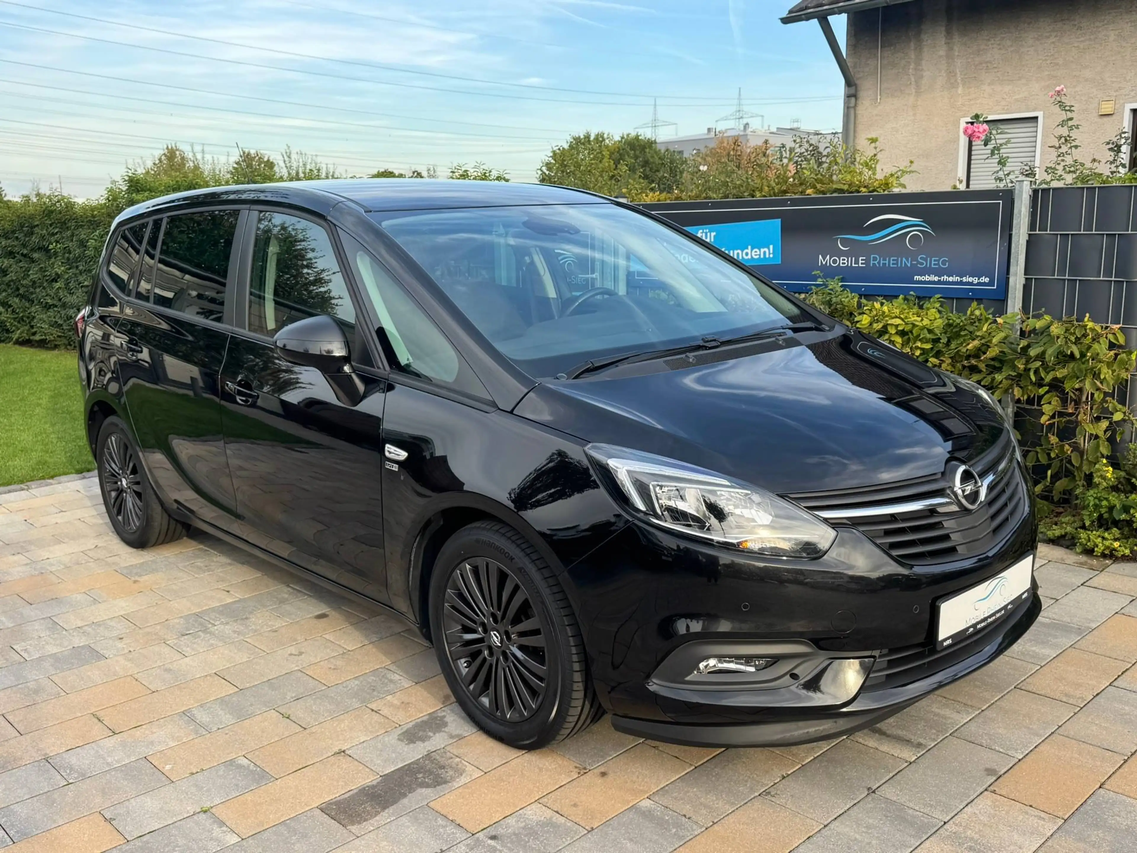 Opel Zafira Zafira C 120 Jahre *Automatik*AHK*PDC*2Hand* — photo 14