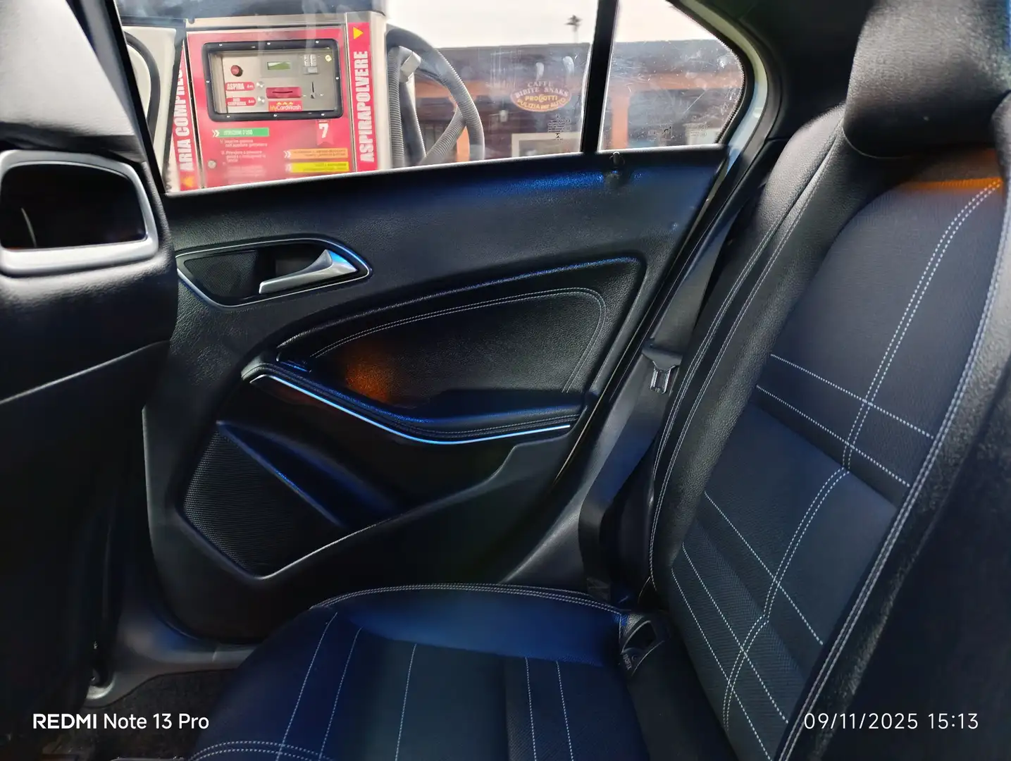 Mercedes-Benz 180 CLA a 180d sport - 2