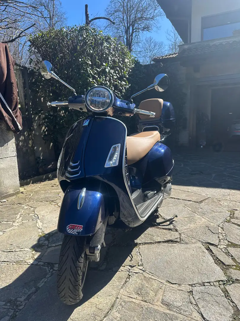 Piaggio GTS 125 Blauw - 1
