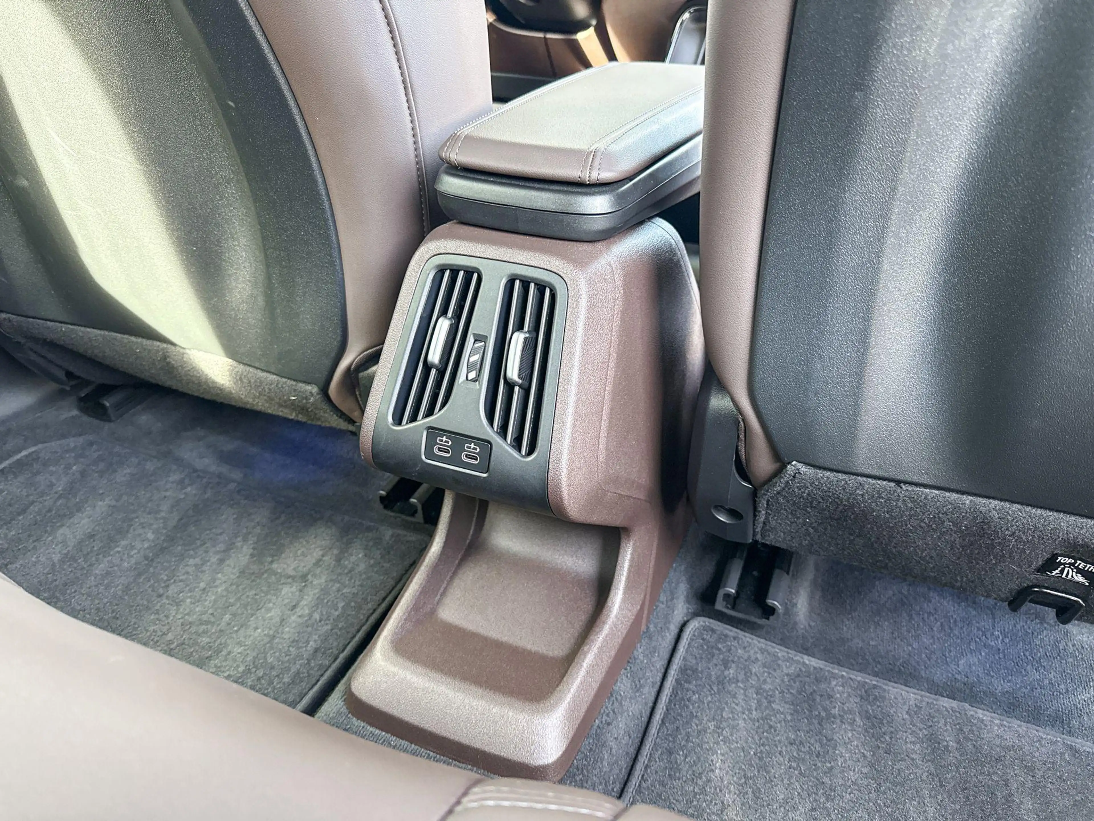 BMW iX1 xDrive30 M-Sport / Harman Kardon / Head-Up / Drivi — photo 9