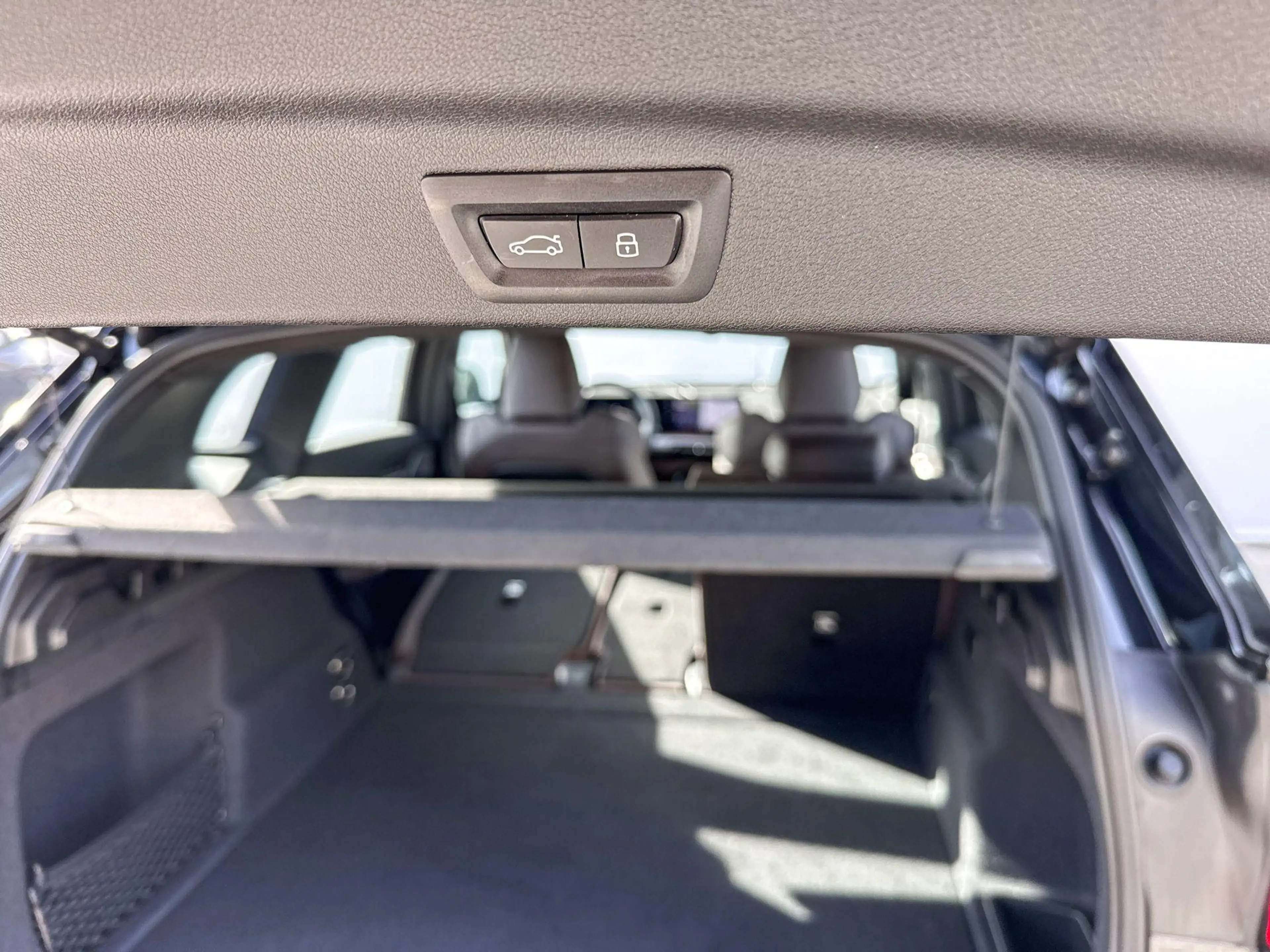 BMW iX1 xDrive30 M-Sport / Harman Kardon / Head-Up / Drivi — photo 11