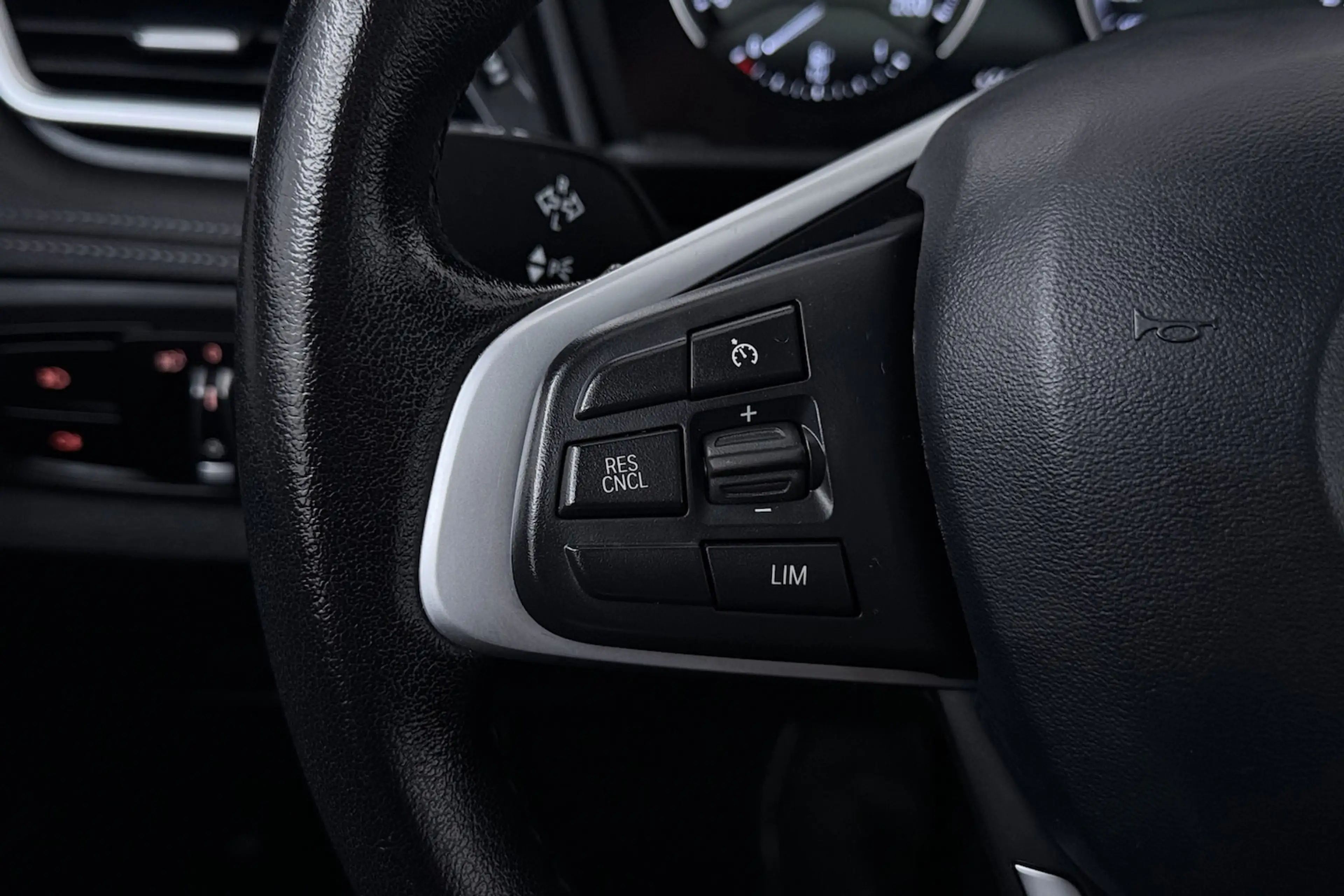 BMW 218 2-serie Active Tourer 218i High Executive Edition — photo 10