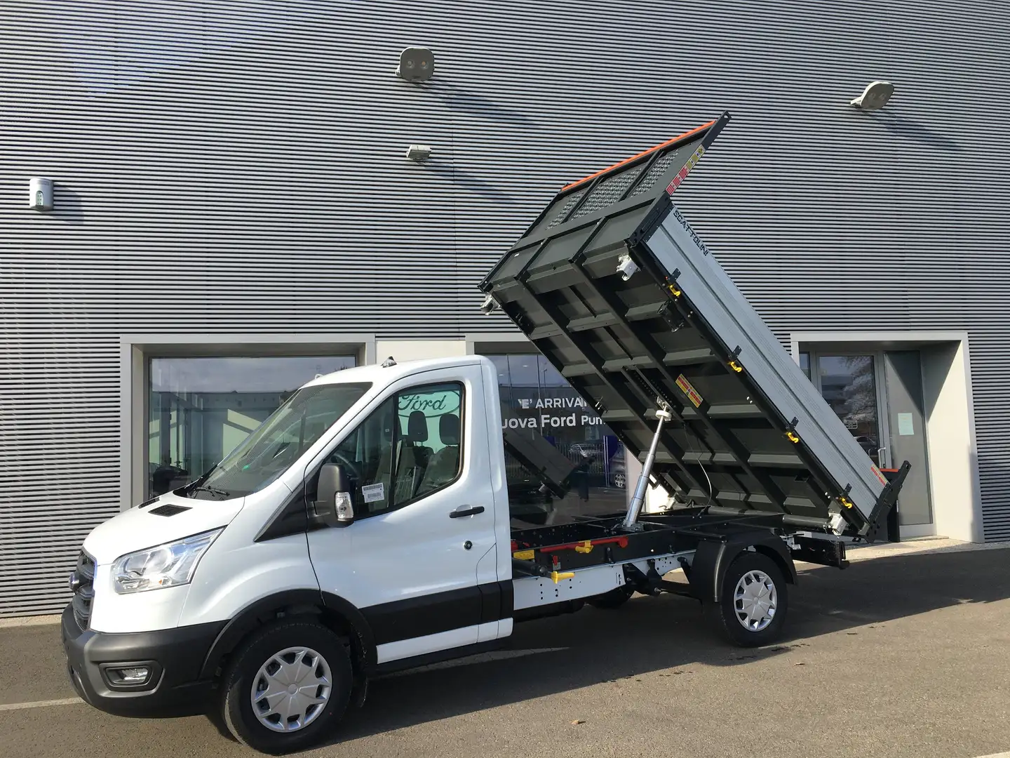 Ford Transit Ch 350 L2 TA 2.0 130 cv Ribaltabile Bianco - 1