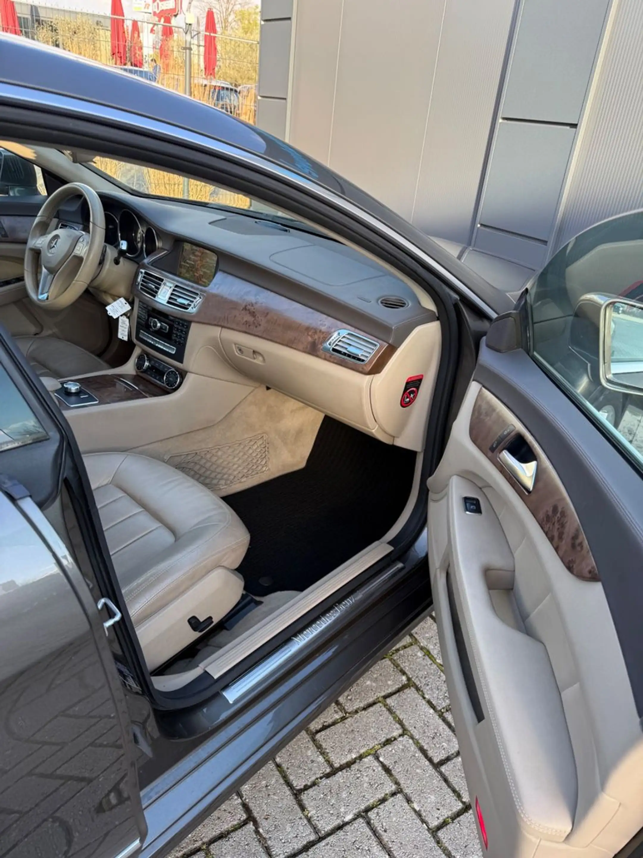 Mercedes-Benz CLS 350 CDI BLUEEFFICIENCY *Automatik — photo 11