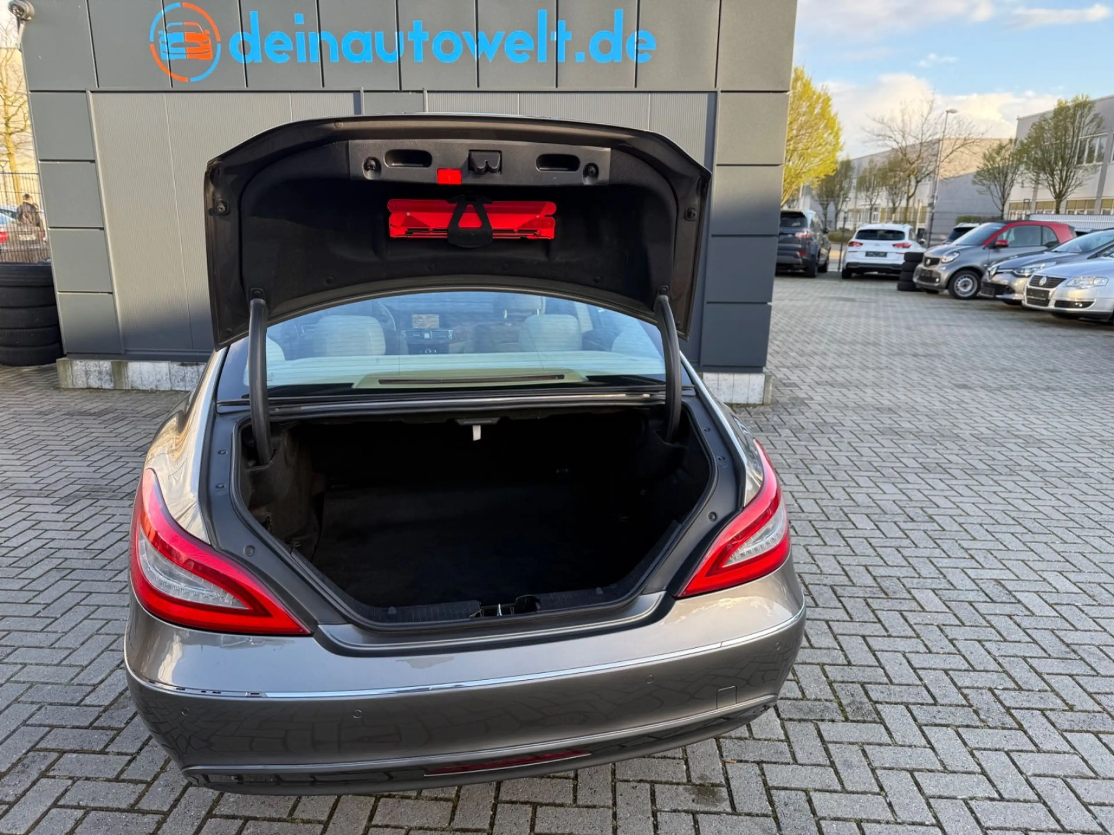 Mercedes-Benz CLS 350 CDI BLUEEFFICIENCY *Automatik — photo 9