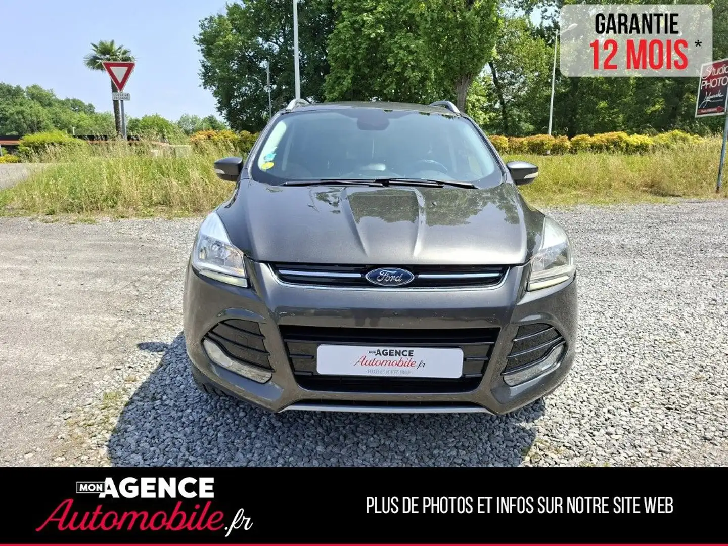 Ford Kuga II 2 L TDCI 120 CV TITANIUM Grijs - 2