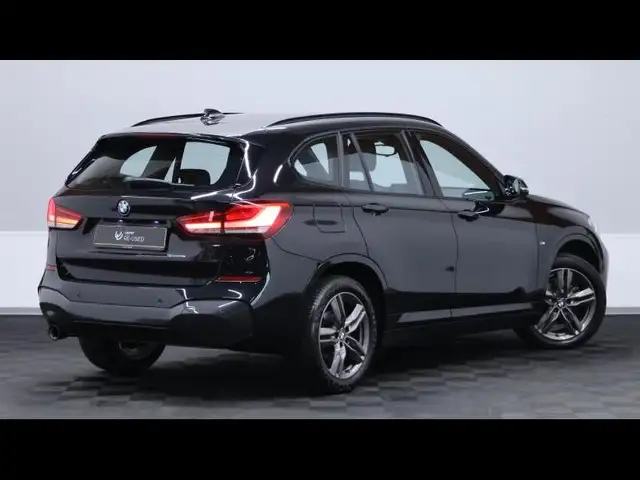 BMW X1 view 5