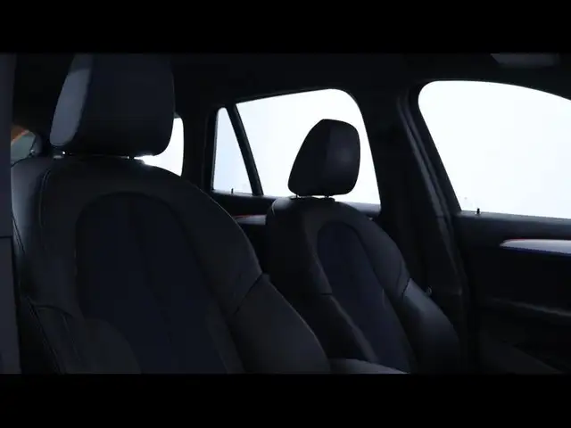 BMW X1 view 12
