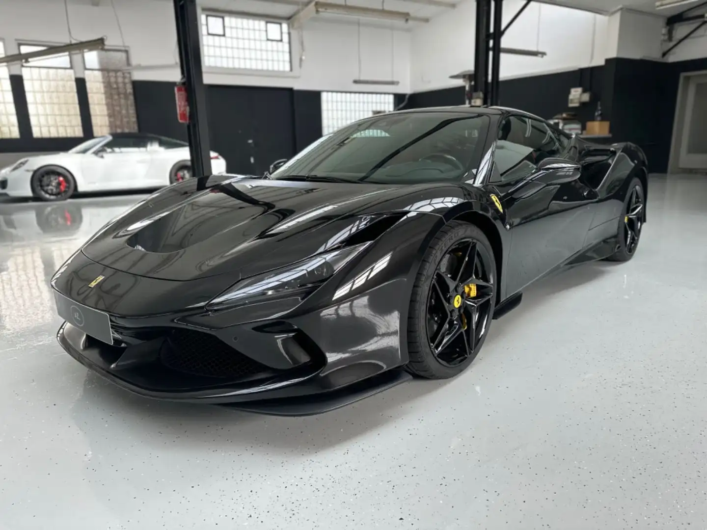 Ferrari F8 Tributo Coupé/DCT/RFK Noir - 2