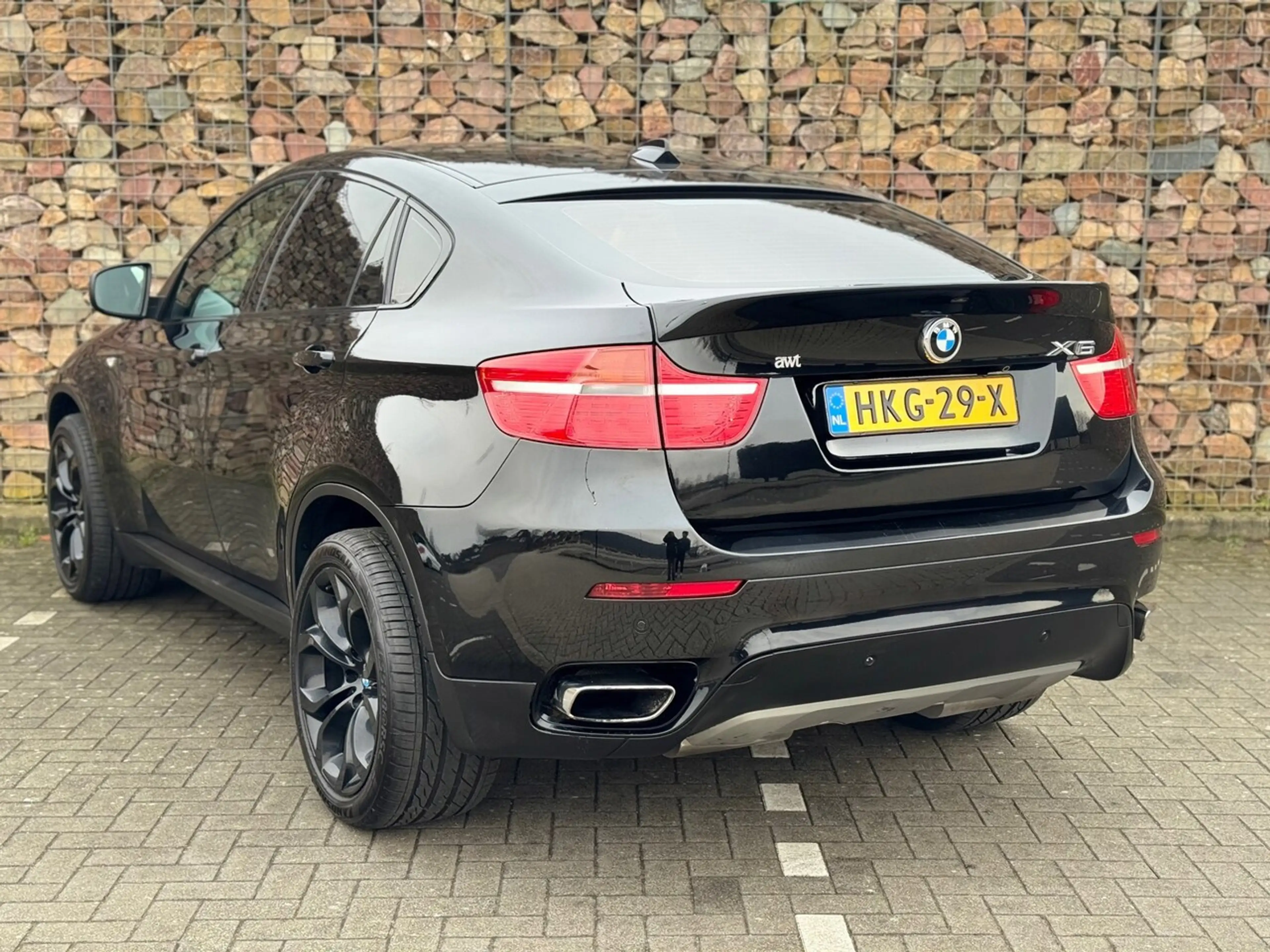 BMW X6 XDrive50i High Executive — photo 9