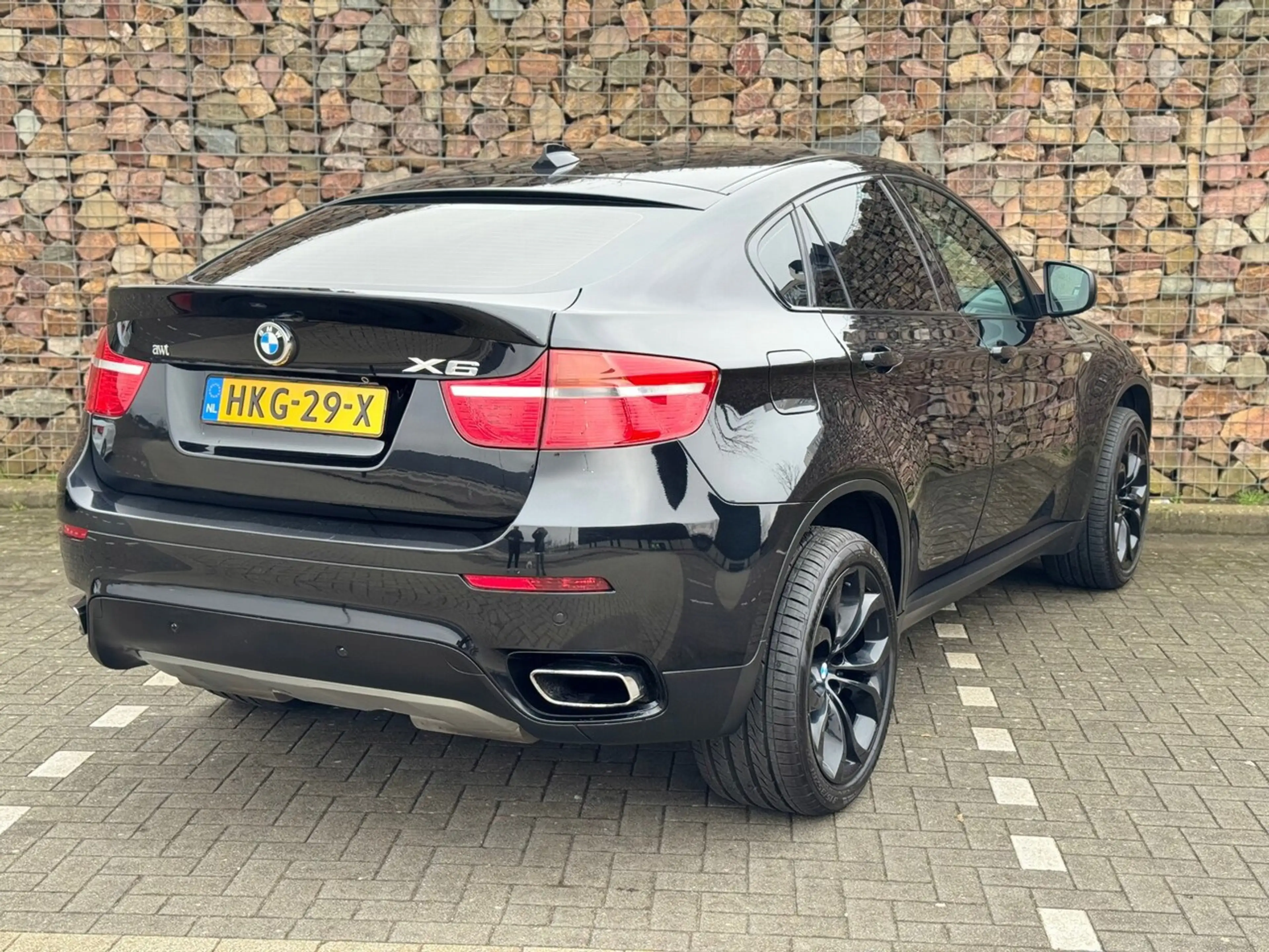 BMW X6 XDrive50i High Executive — photo 6