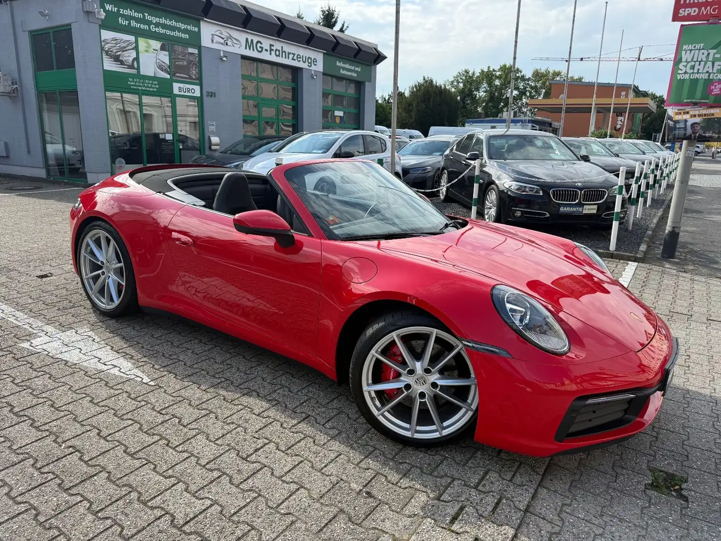Porsche 992 Carrera S CABRIO LIFT MATRIX BOSE SITZKLIMA Rot - 2