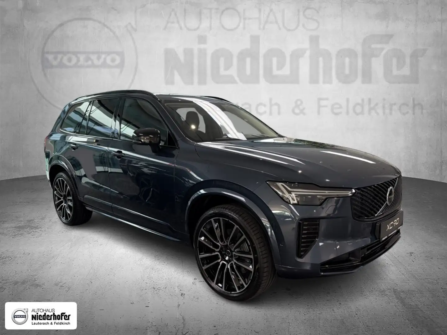 Volvo XC90 T8 AWD PHEV 18,8kWh Ultra Dark Blau - 1