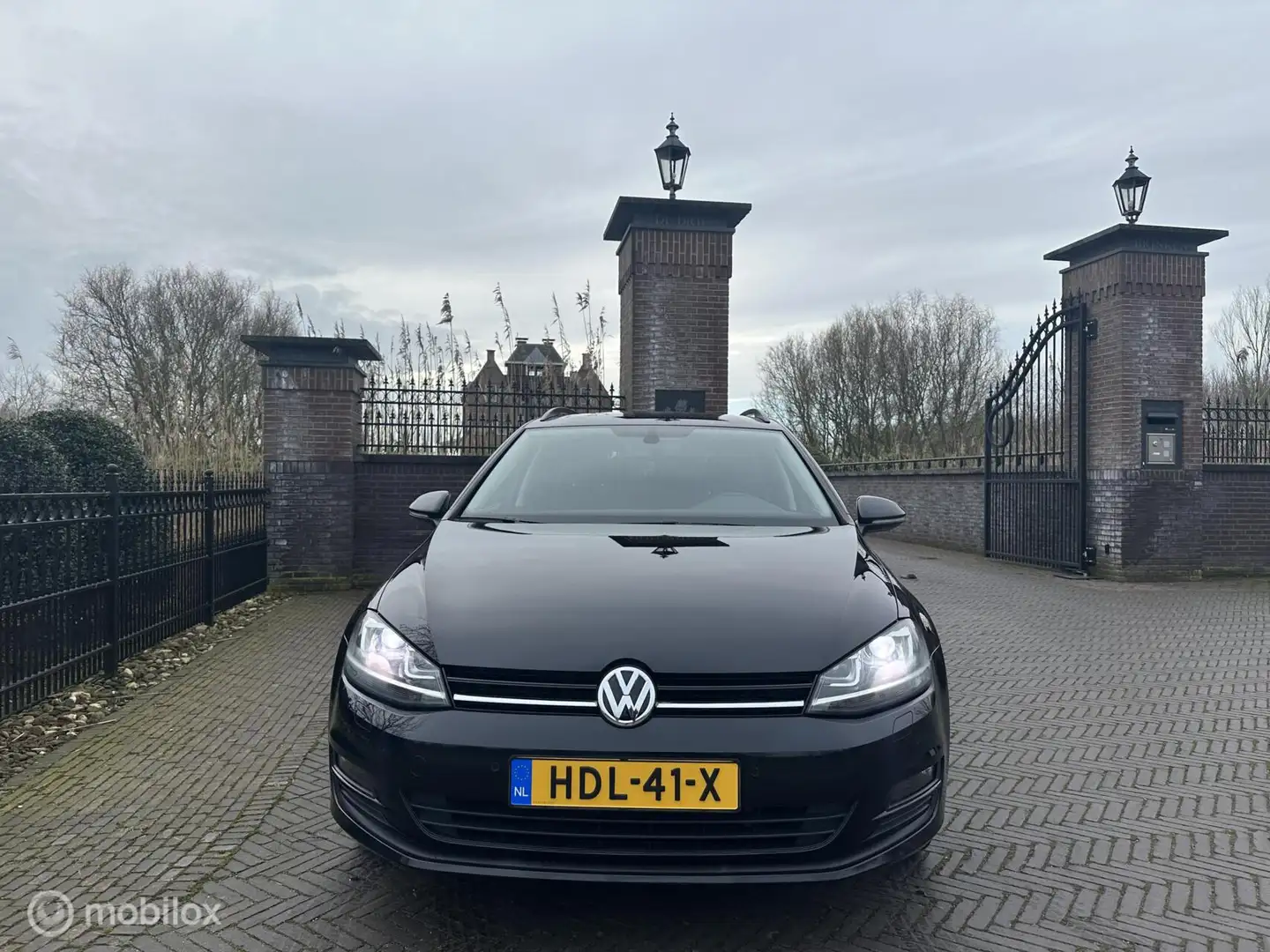 Volkswagen Golf Variant 1.2 TSI Highline CUP DSG GARANTIE Zwart - 2