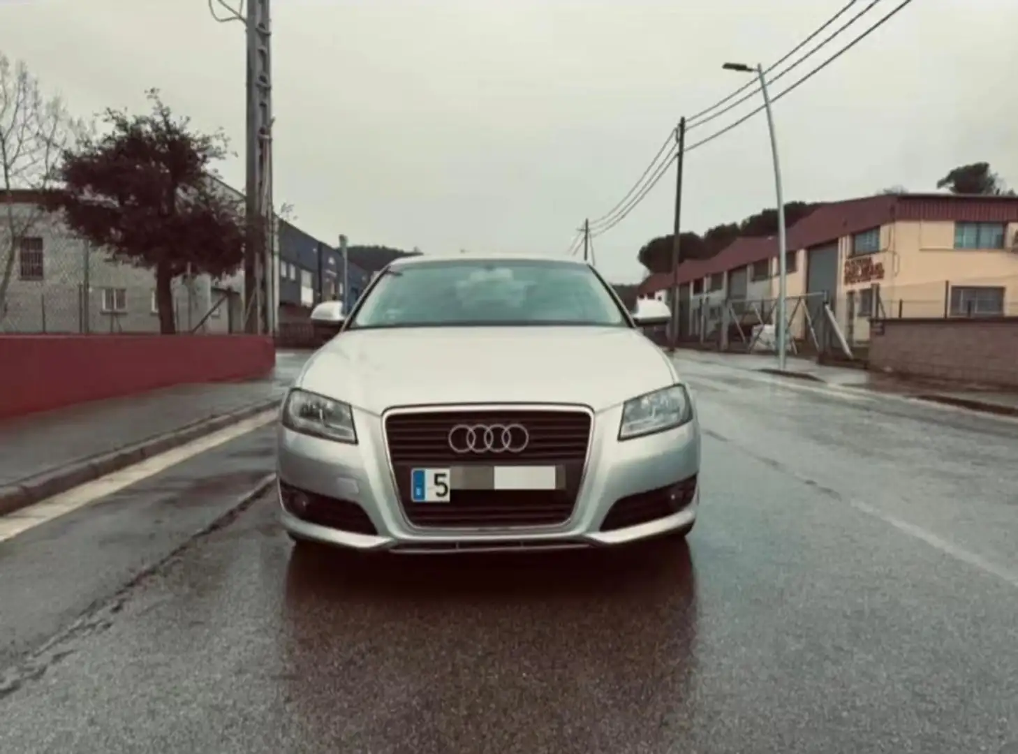 Audi A3 2.0TDI Ambiente quattro 170 DPF Gris - 1