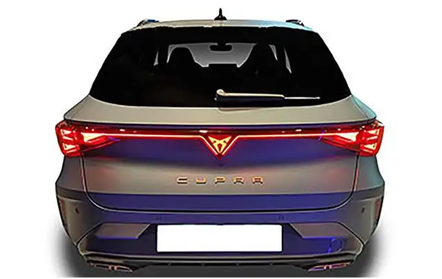 Cupra Leon view 5