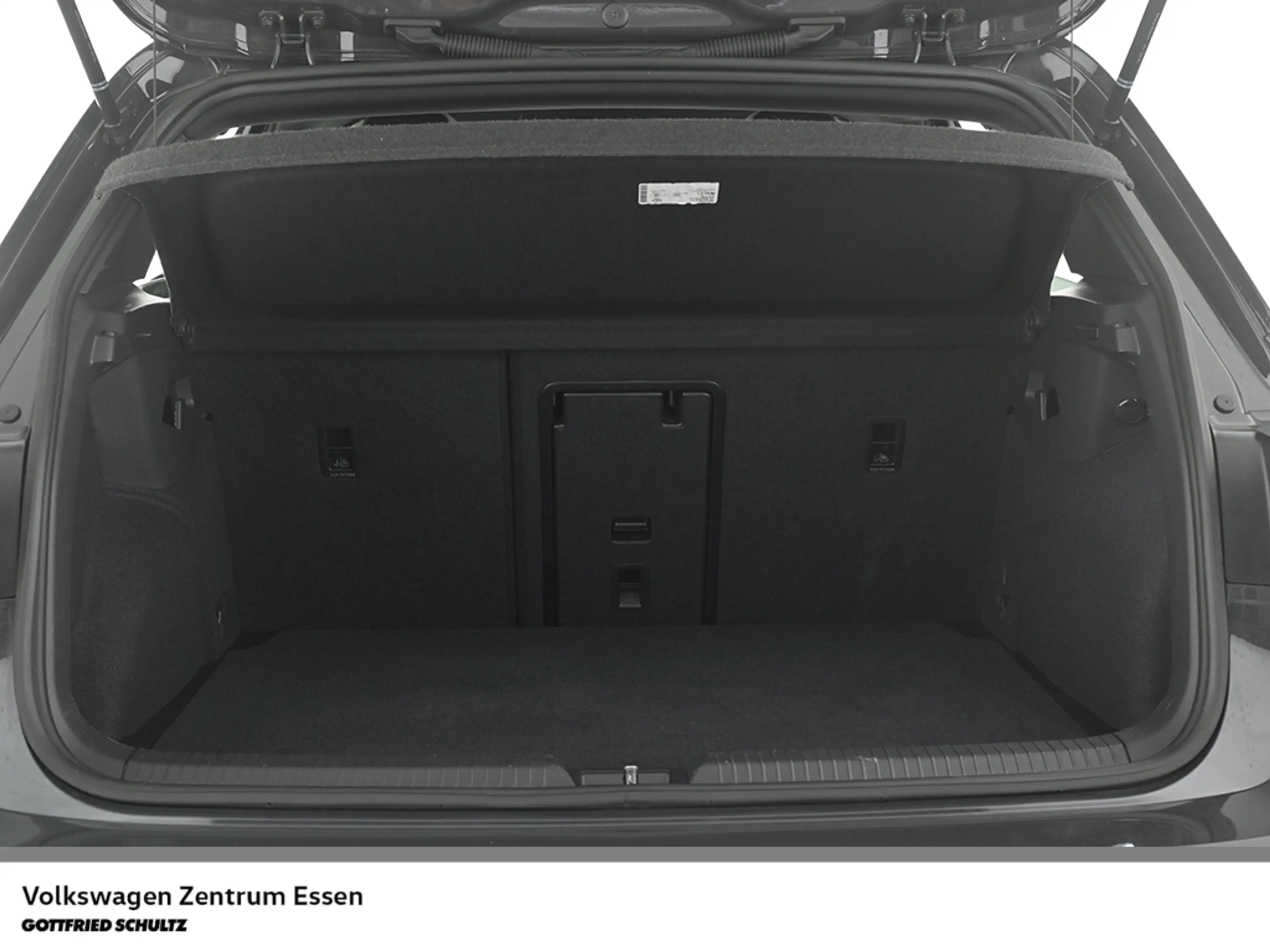 Volkswagen Golf R -Line eTSI DSG LED SHZ ACC — photo 9