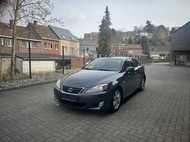 Lexus IS 250 POUR EXPORT