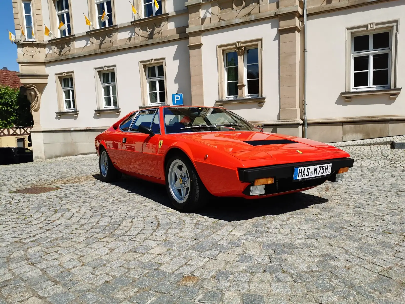 Ferrari 308 rot Modell 1975