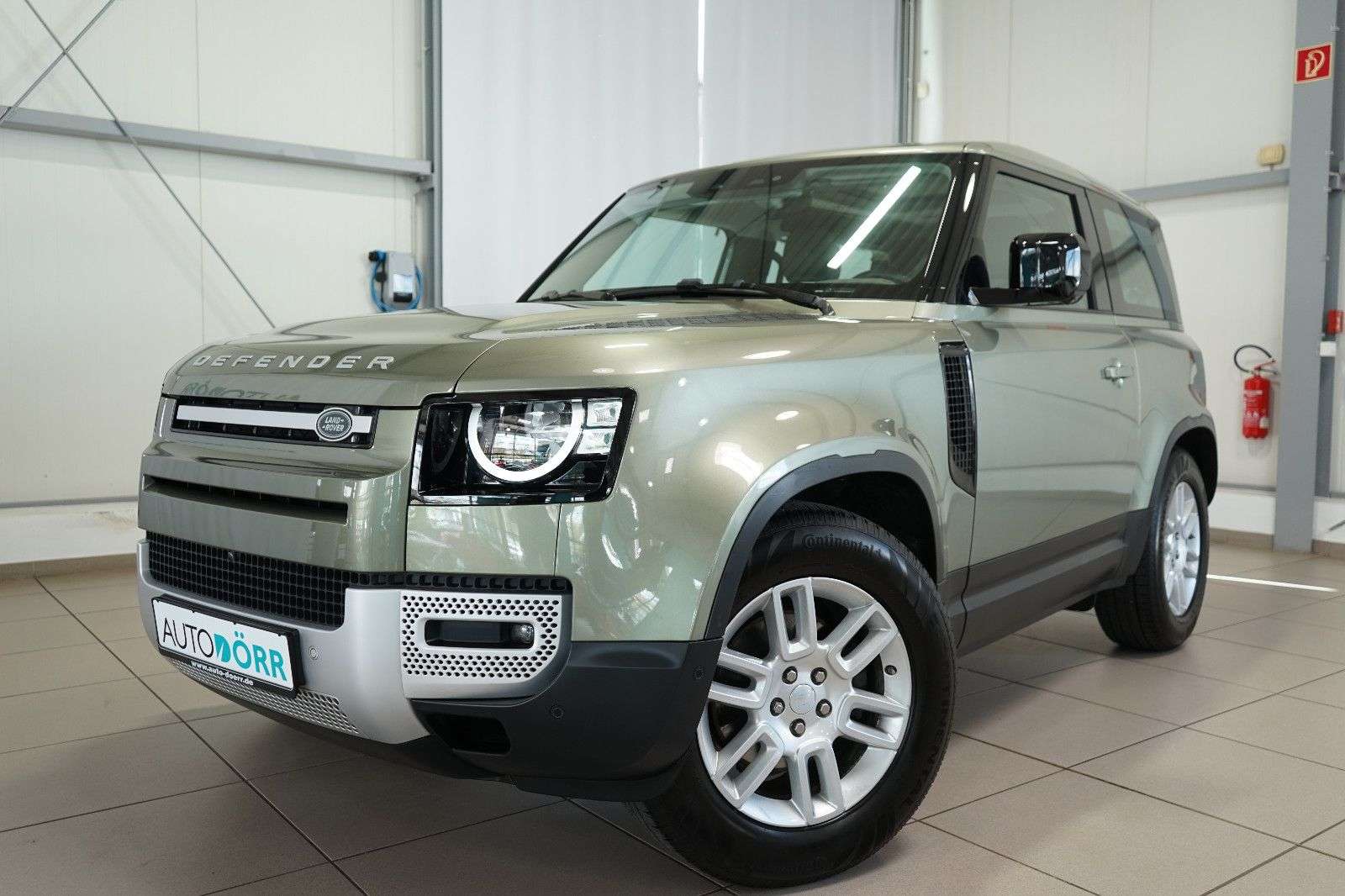 Second hand Land Rover Defender 2.0