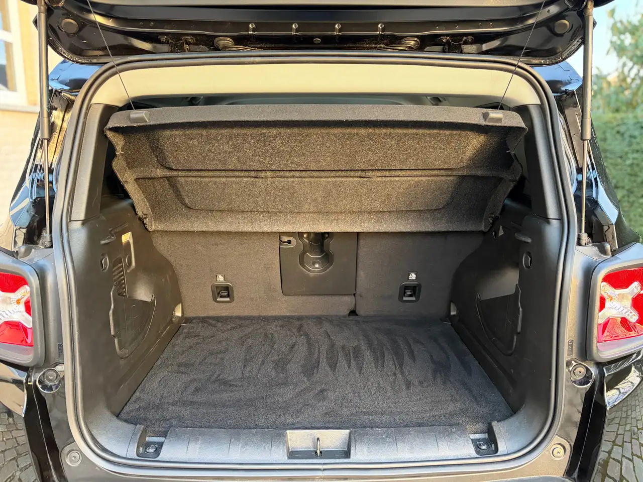 Jeep Renegade PHEV 1.3 T4 AWD Limited Torc ### 21000 km ### 4