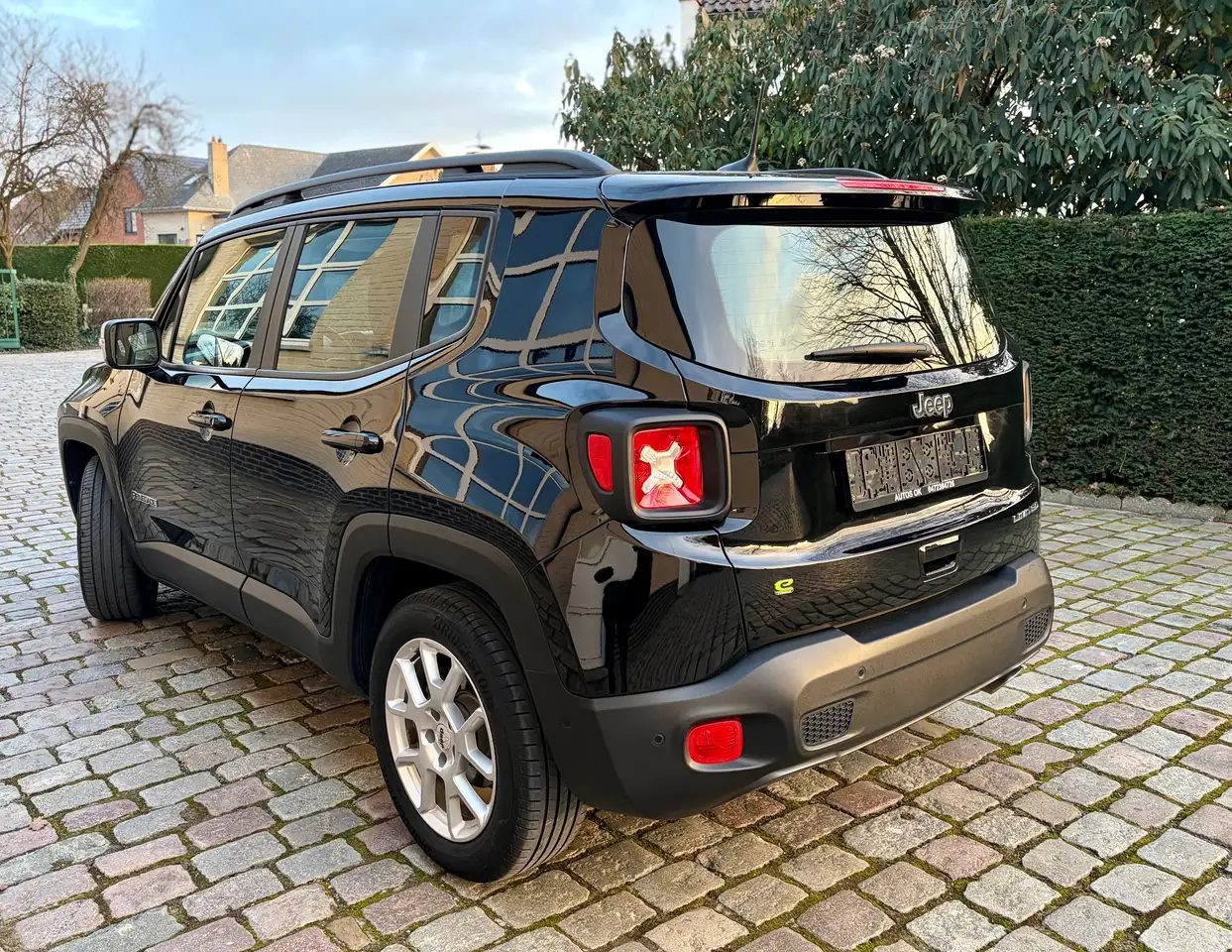 Jeep Renegade PHEV 1.3 T4 AWD Limited Torc ### 21000 km ### 7