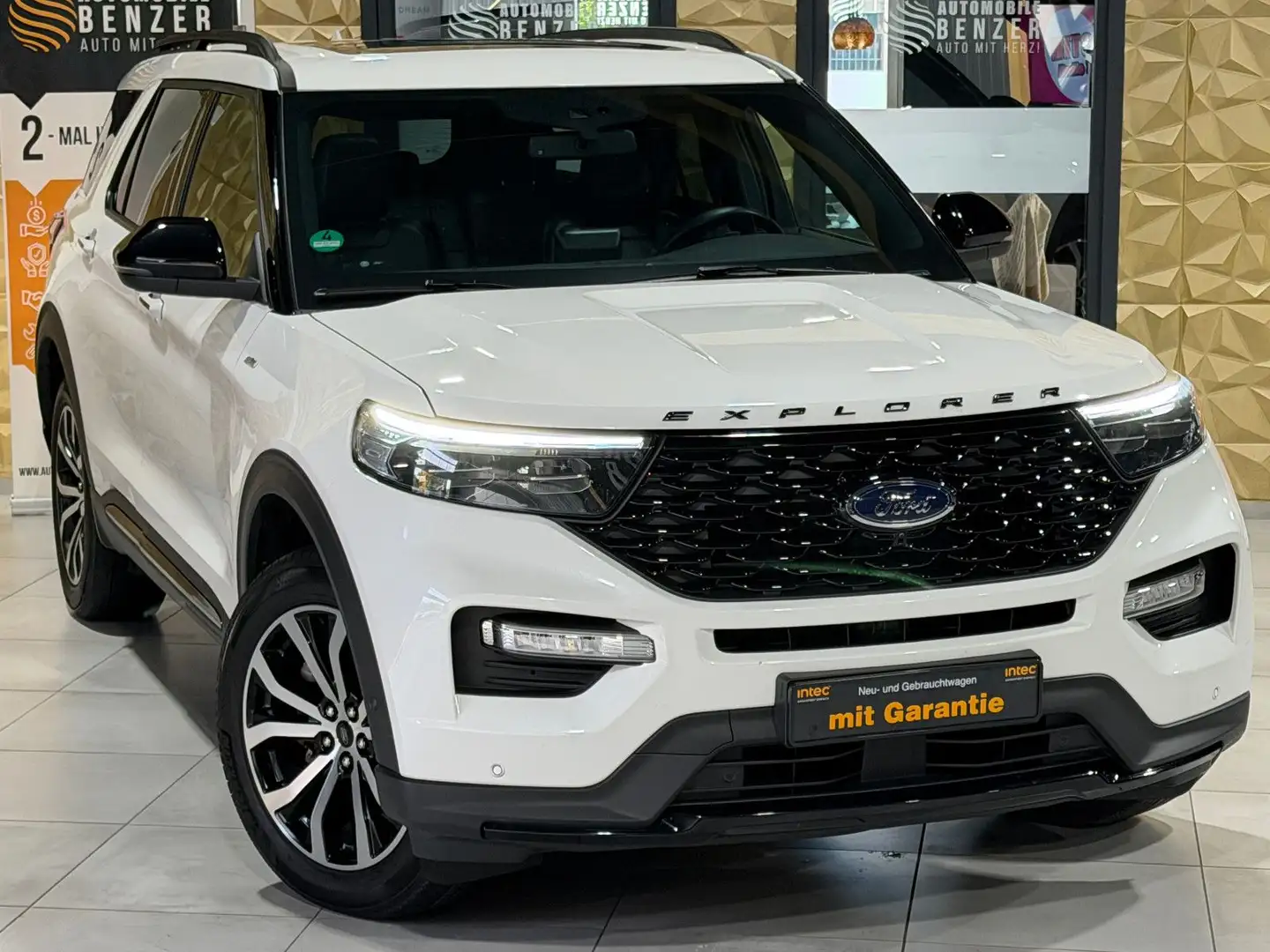 Ford Explorer ST-Line Plug-in-Hybrid 4x4/7-SITZER/BRD Weiß - 2