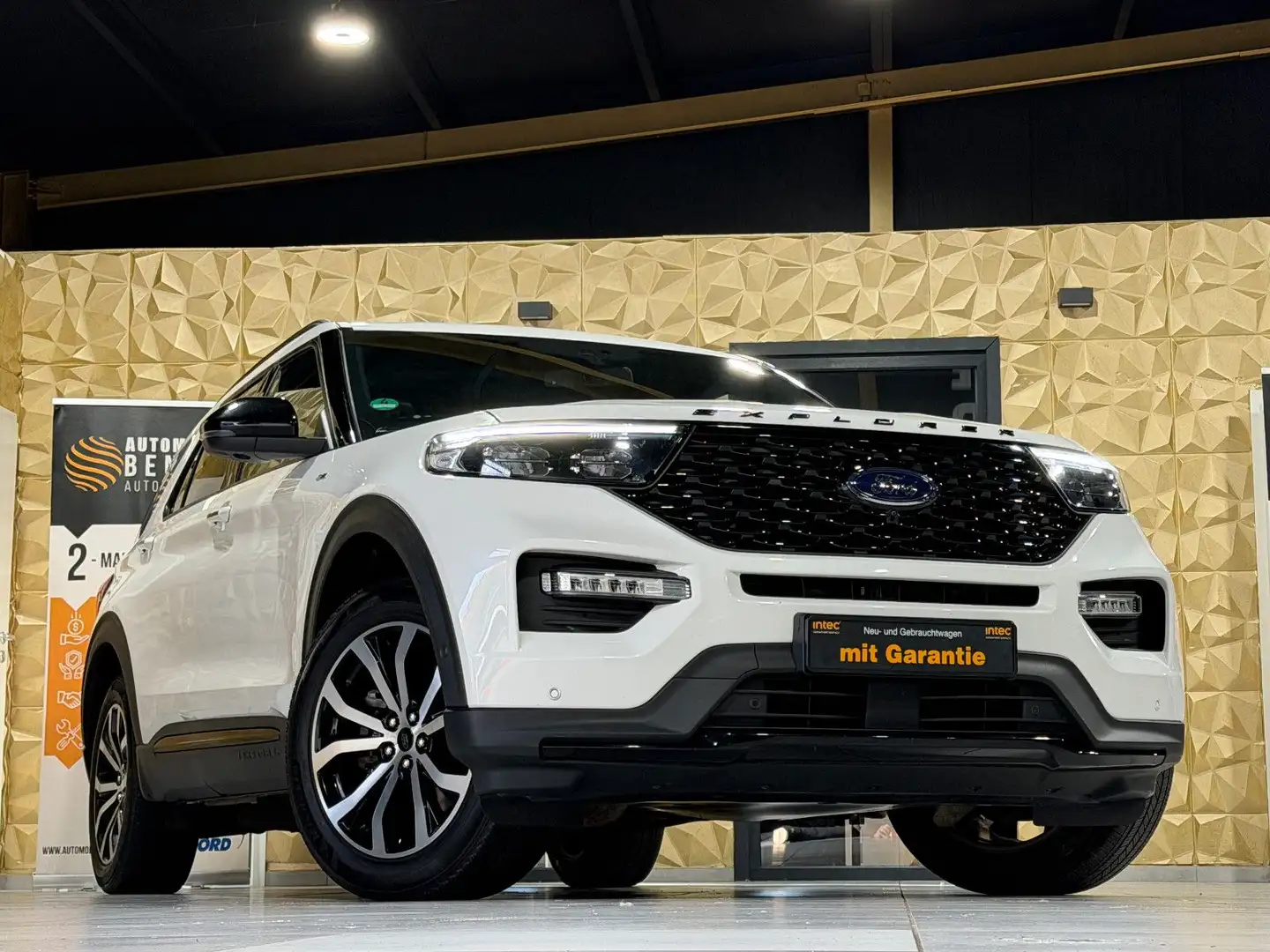 Ford Explorer ST-Line Plug-in-Hybrid 4x4/7-SITZER/BRD Weiß - 1