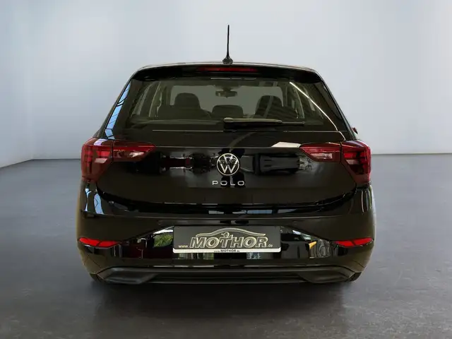 Volkswagen Polo view 5