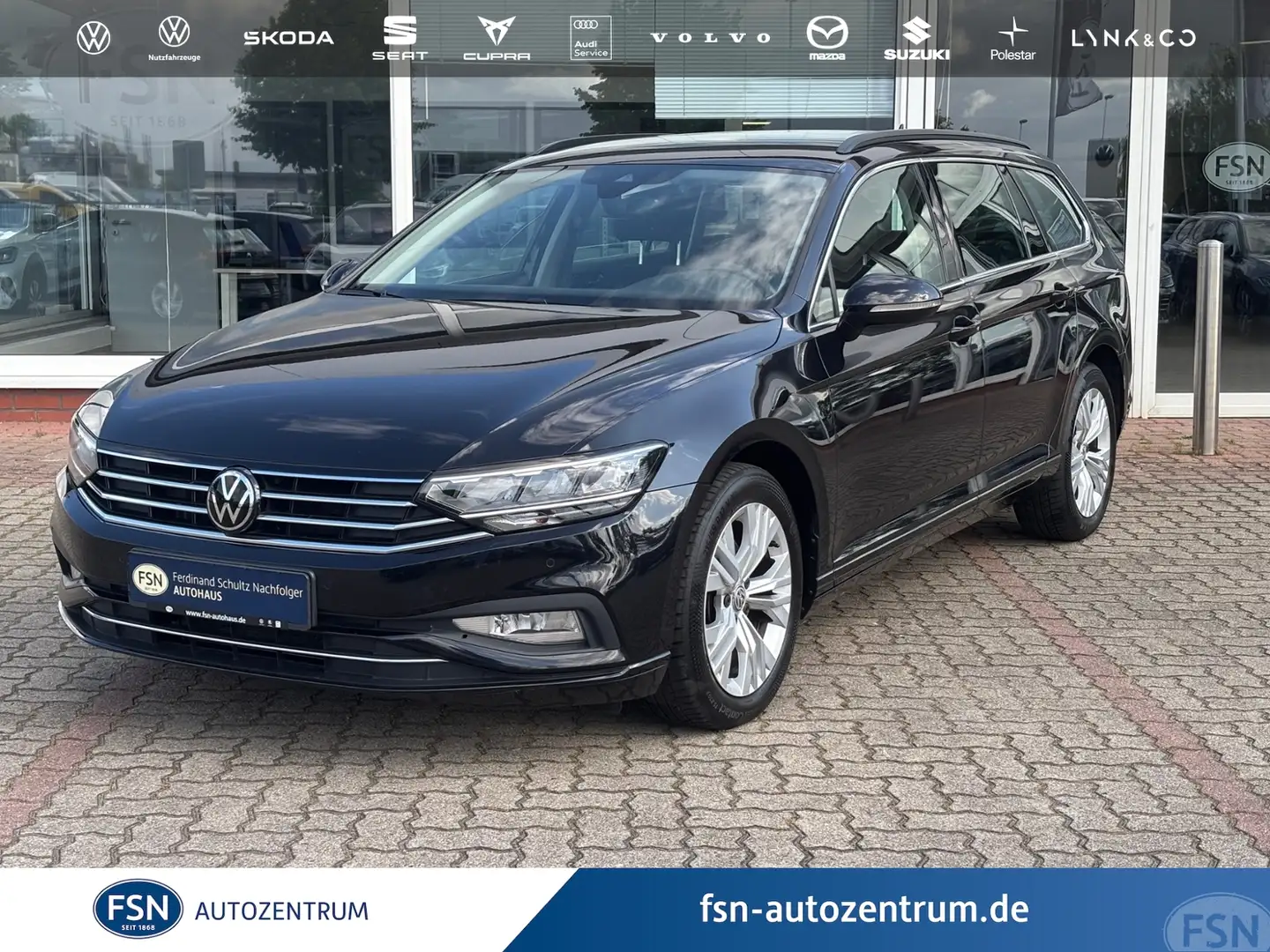 Volkswagen Passat Variant LED NAVI STHZ Climatronic SHZ WinterPaket Noir - 1