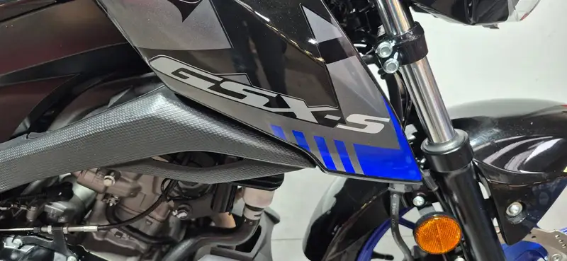 Suzuki GSX-S 125 - foto 2