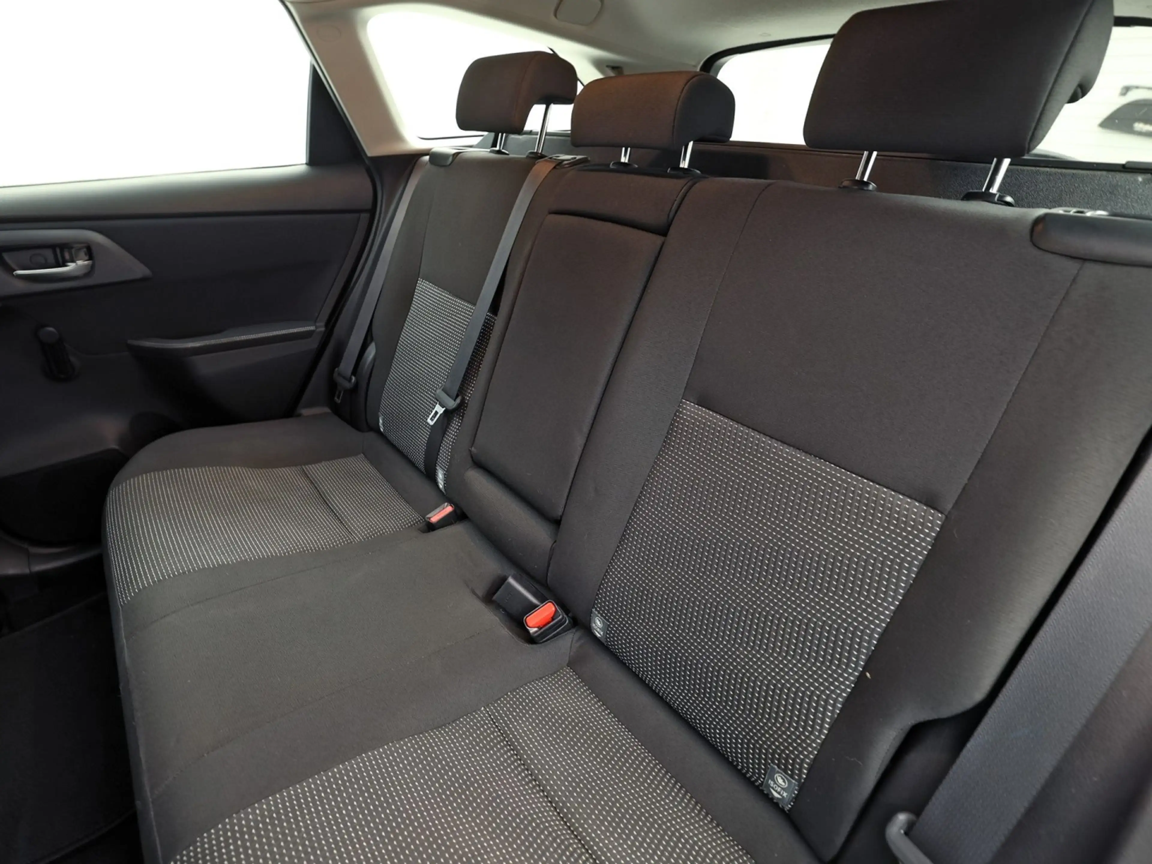 Toyota Auris Touring Sports 1.8 Hybrid Sport Automaat (NAVIGATI — photo 15