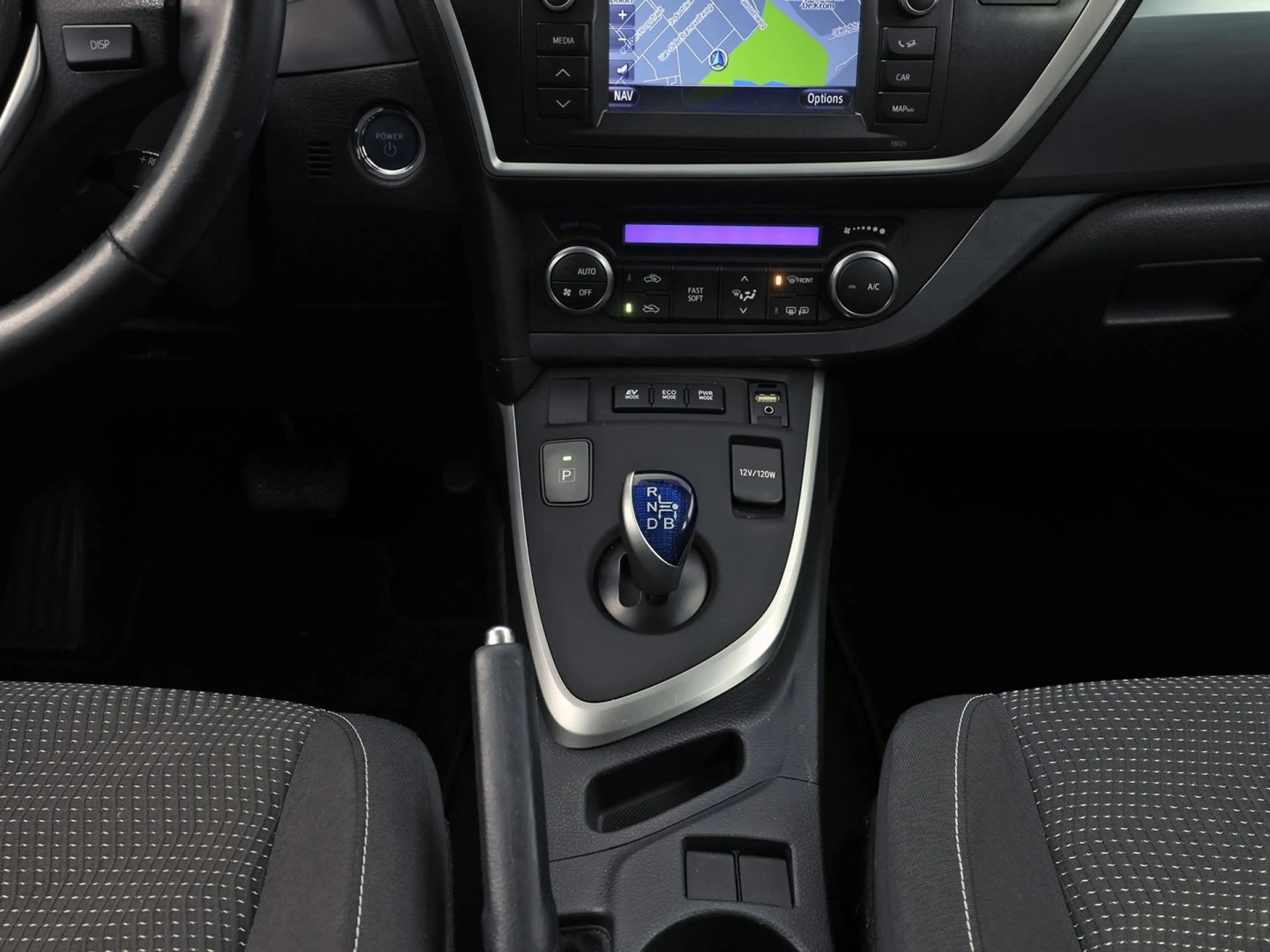Toyota Auris Touring Sports 1.8 Hybrid Sport Automaat (NAVIGATI — photo 11