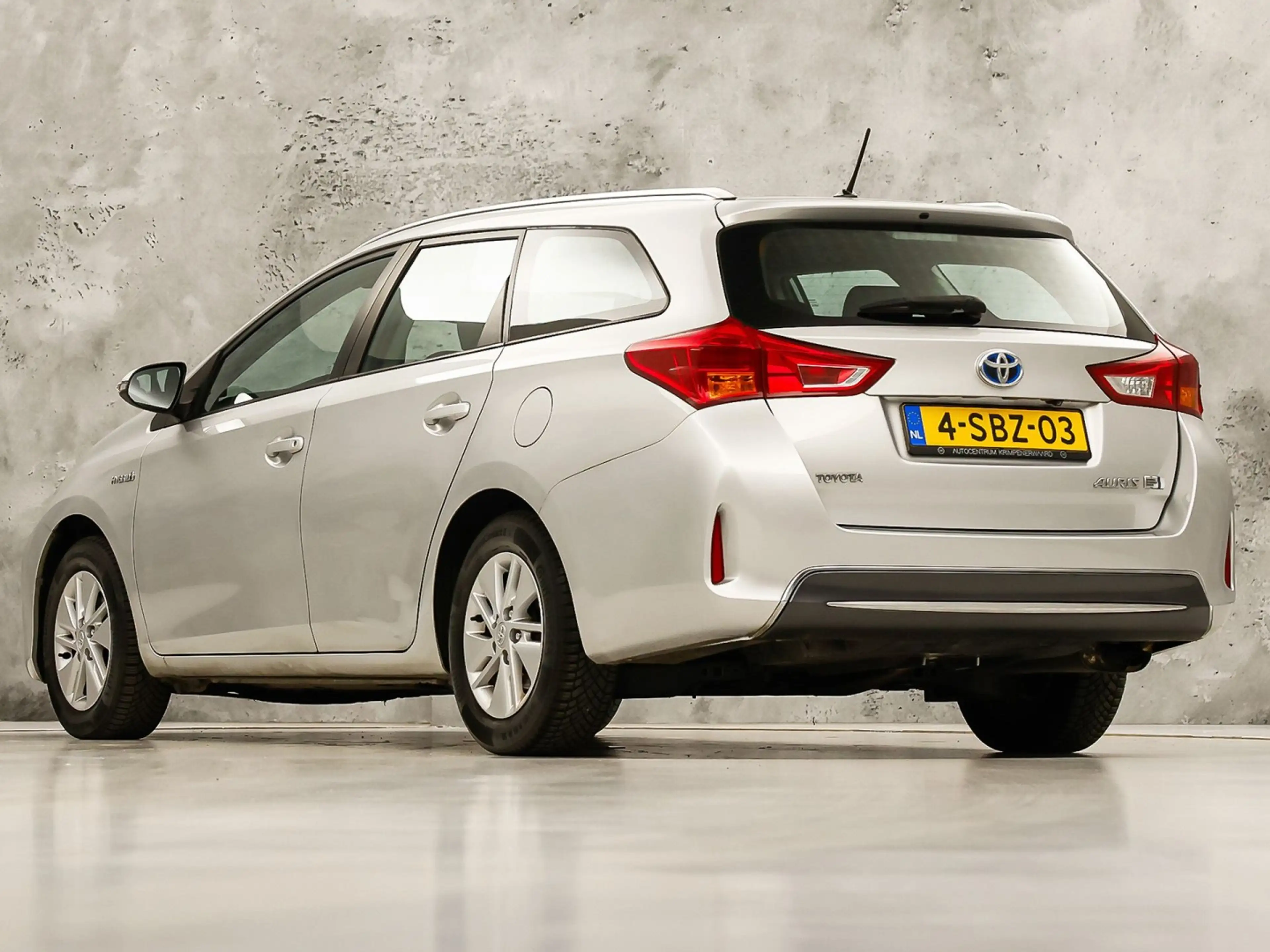 Toyota Auris Touring Sports 1.8 Hybrid Sport Automaat (NAVIGATI — photo 3