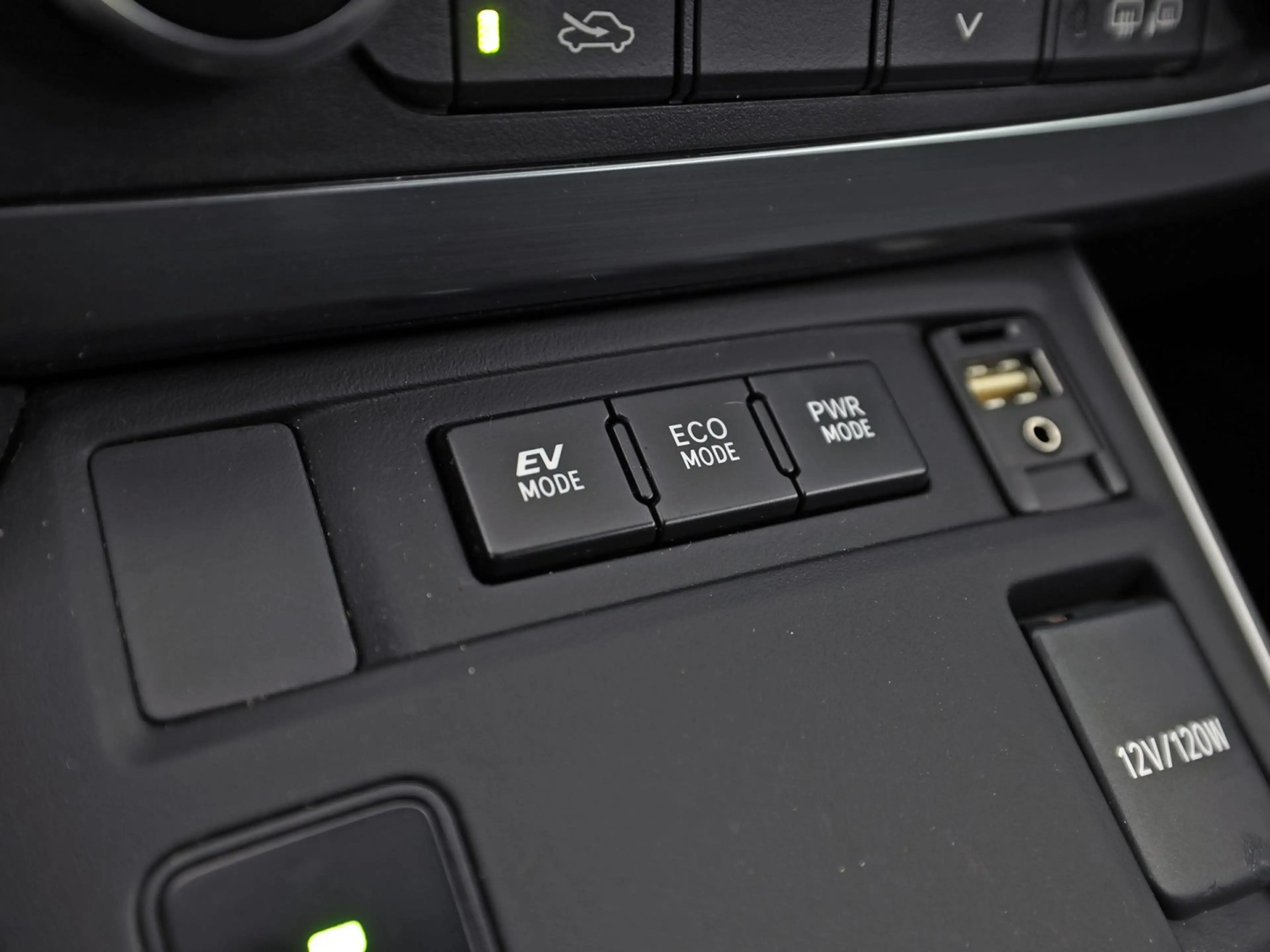 Toyota Auris Touring Sports 1.8 Hybrid Sport Automaat (NAVIGATI — photo 23