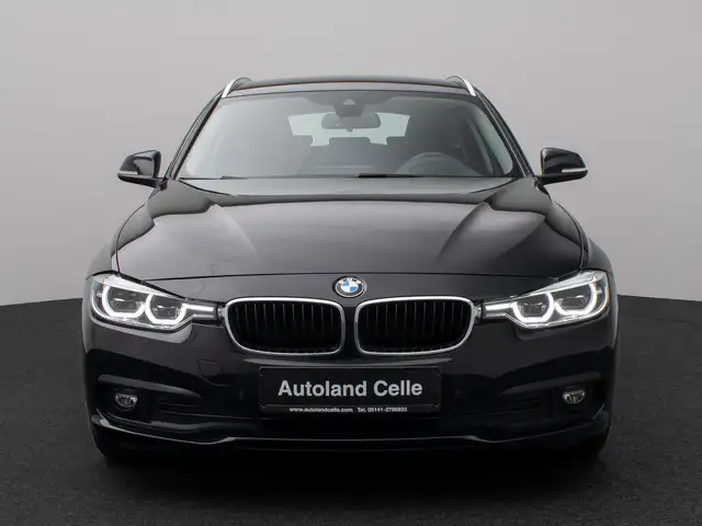 BMW 3 Series view 2