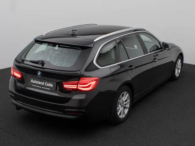 BMW 3 Series view 7