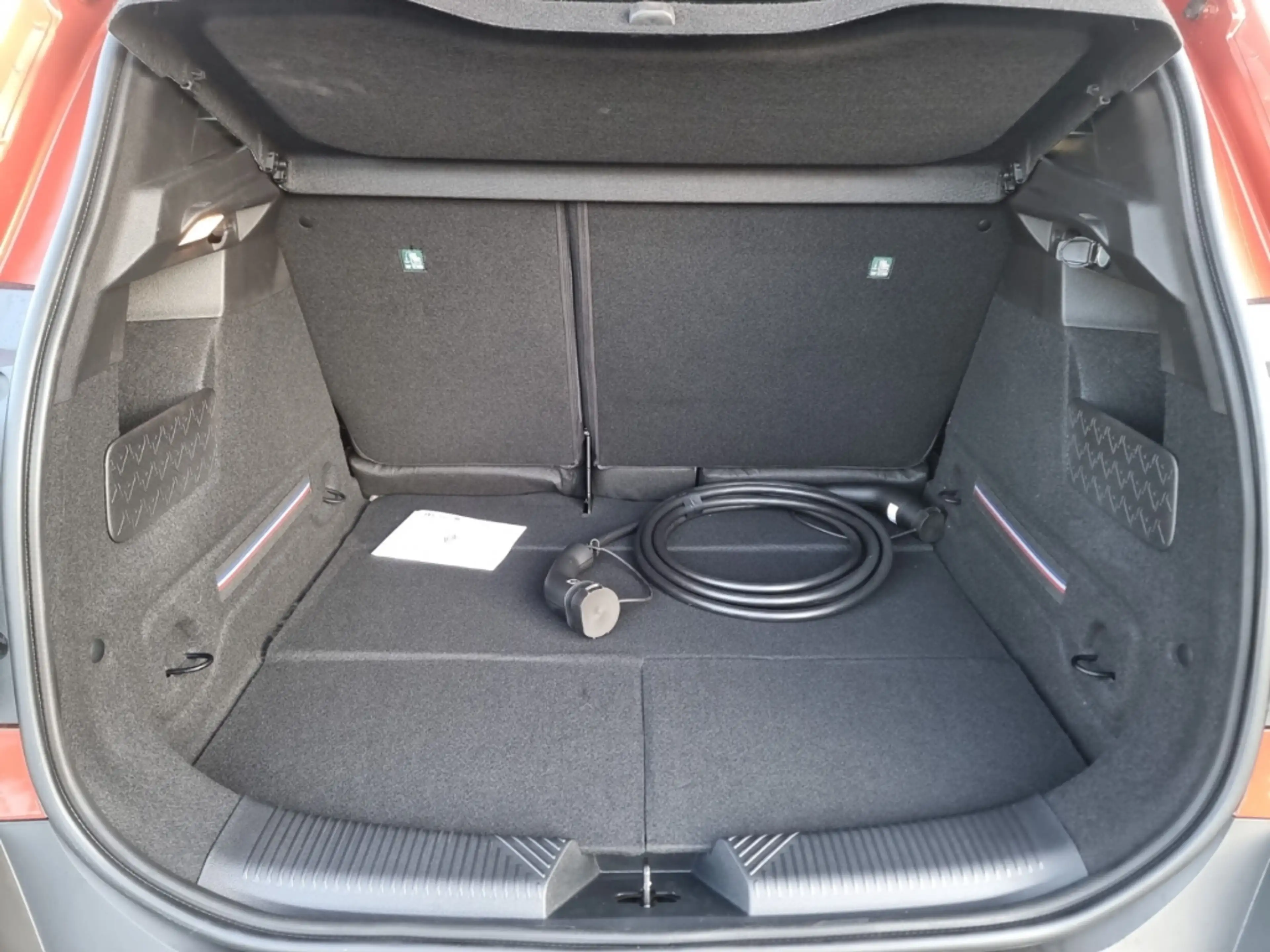 Renault R 4 E-TECH TECHNO 150 COMFORT RANGE E-FA RDERUNG E-FÖR — photo 13