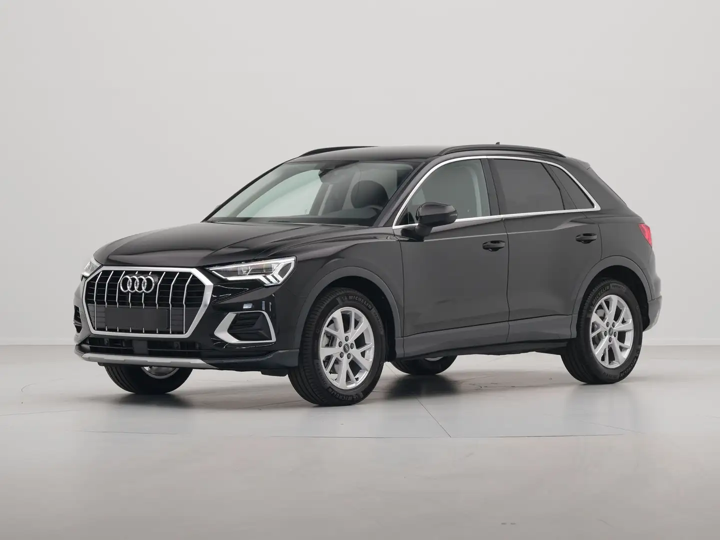 Audi Q3 35 TFSI 150 pk S-Tronic Advanced edition Navi, Cam Zwart - 2