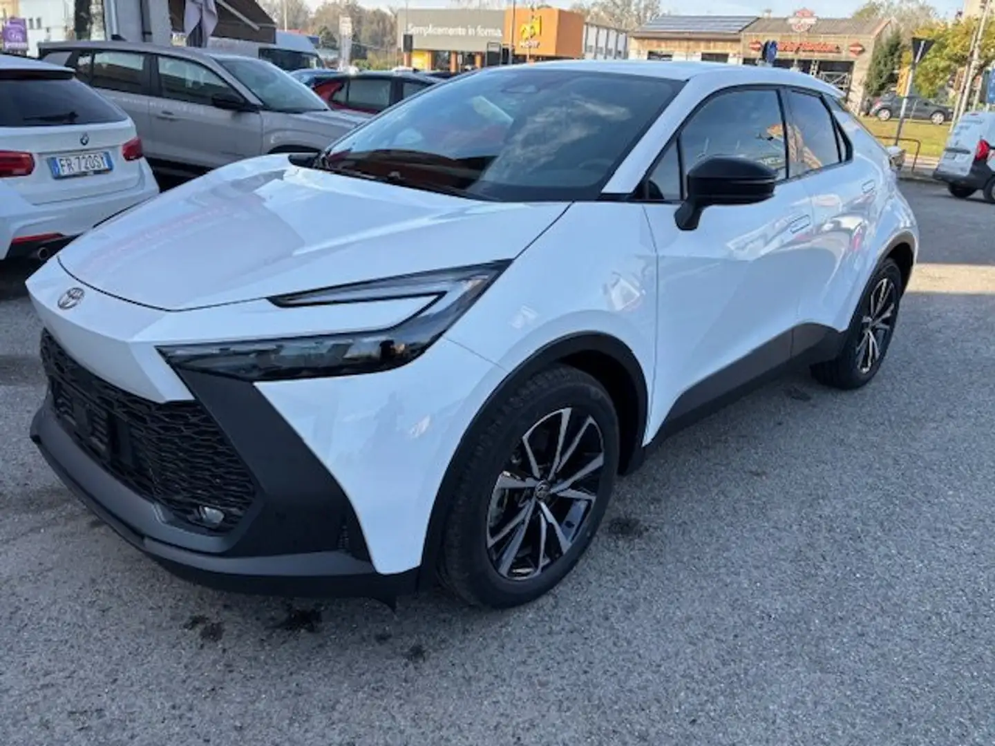 Toyota C-HR C-HR 1.8 hev Trend fwd e-cvt - KM ZERO Bianco - 1
